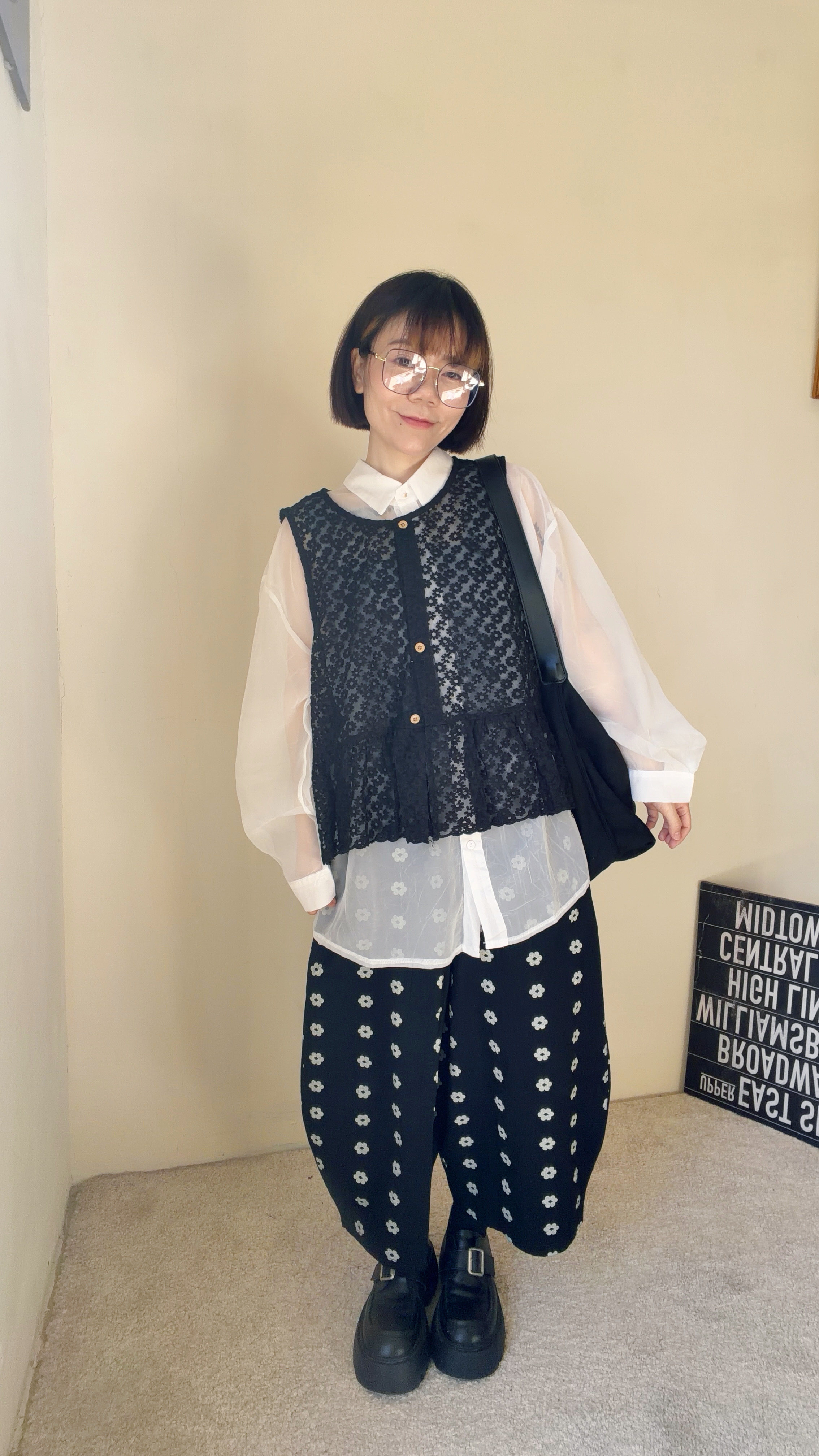 小花滿版棉麻彎刀褲預購s