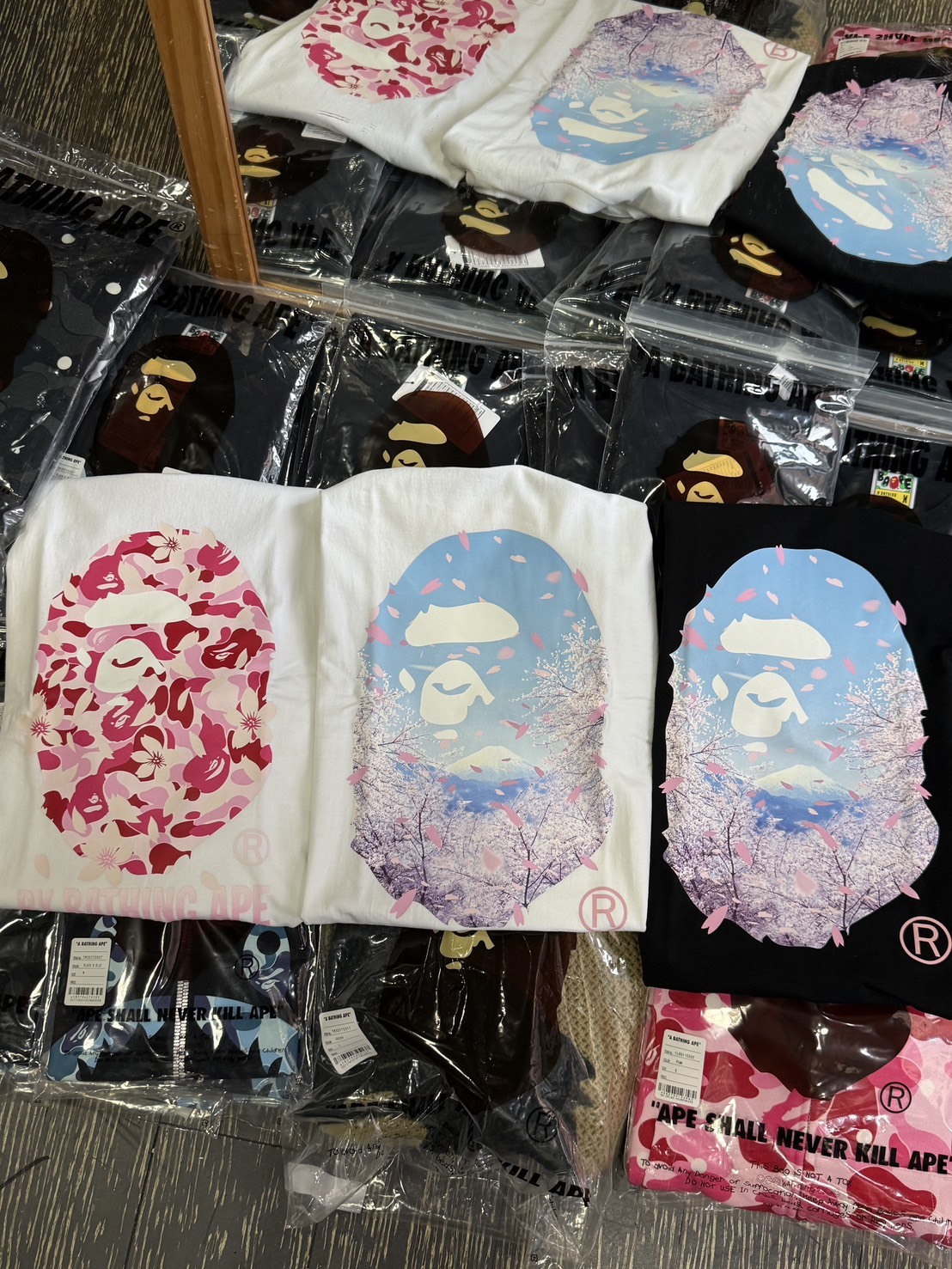 Bape SS26 櫻花系列 富士山 Sakura 大猿頭 短Tee 1M20110011