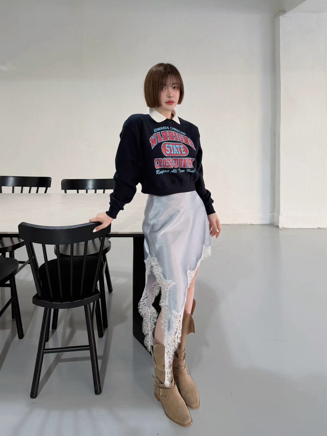 蕾絲斜擺緞襯裙