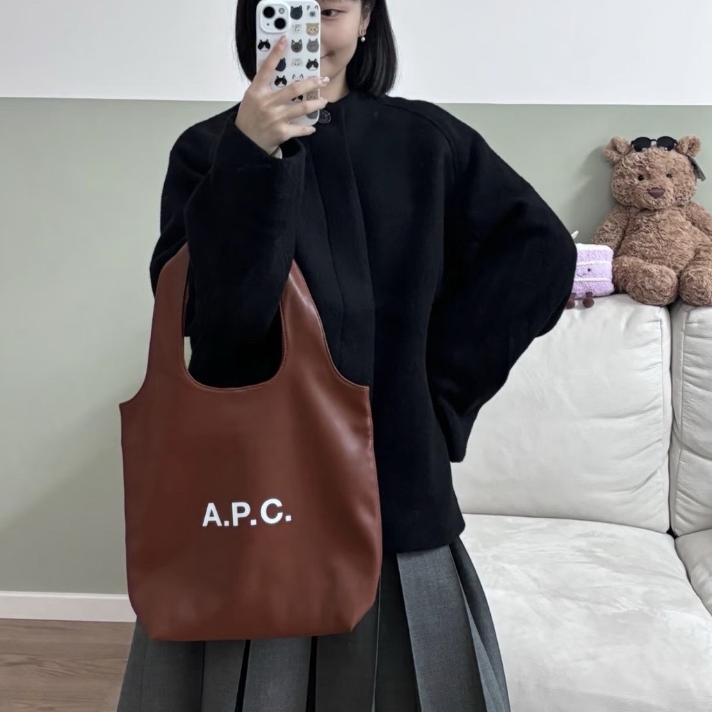 ❰ 香港現貨 ❱ A.P.C. Small Ninon Tote