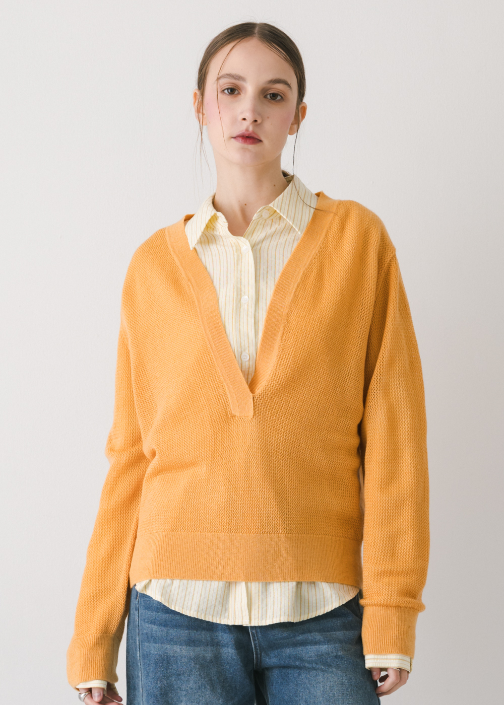 羊毛大V領寬鬆針織衫