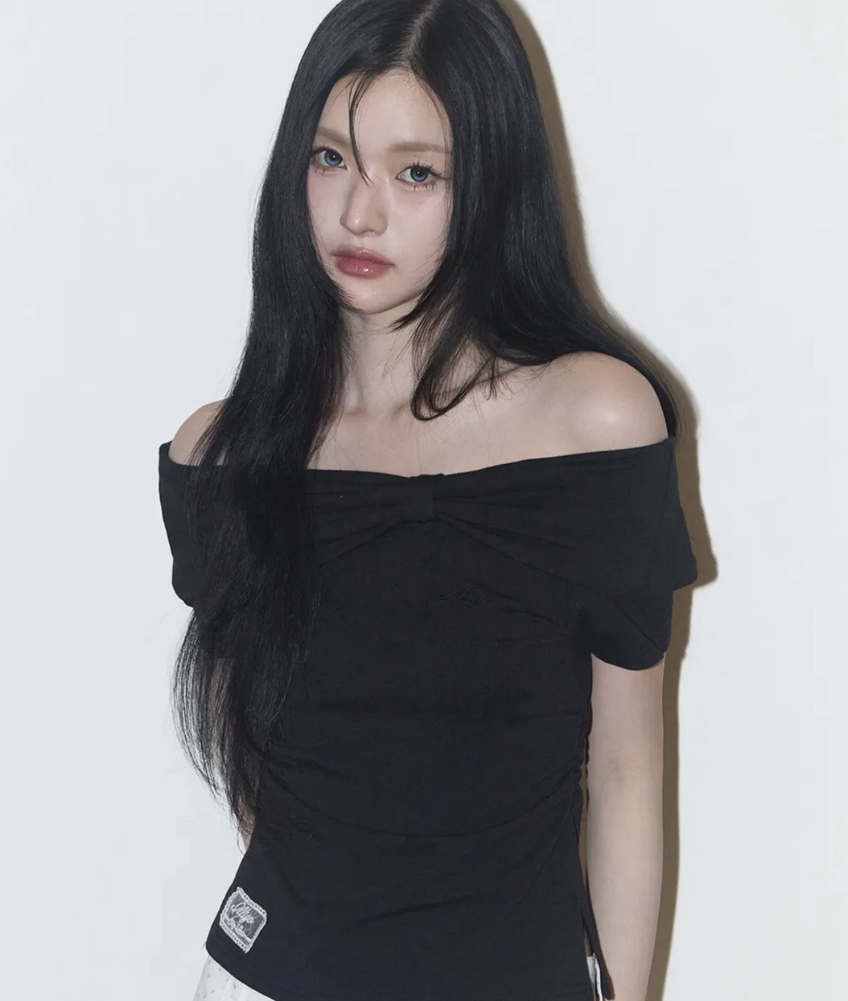 ILLIGO 蝴蝶結 一字領 上衣 26SPTOP13