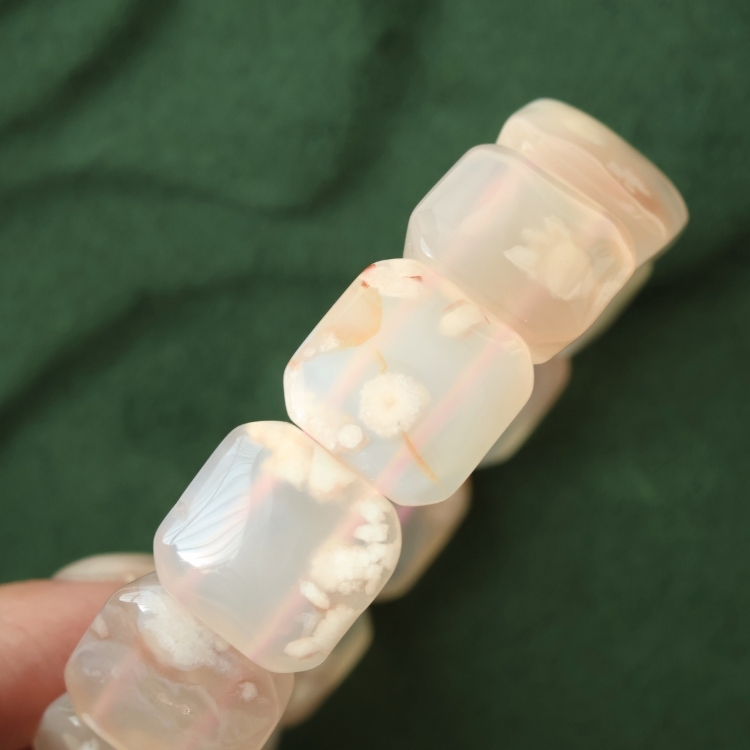【天然石水晶手牌】櫻花瑪瑙 手排手串 彈性手圍