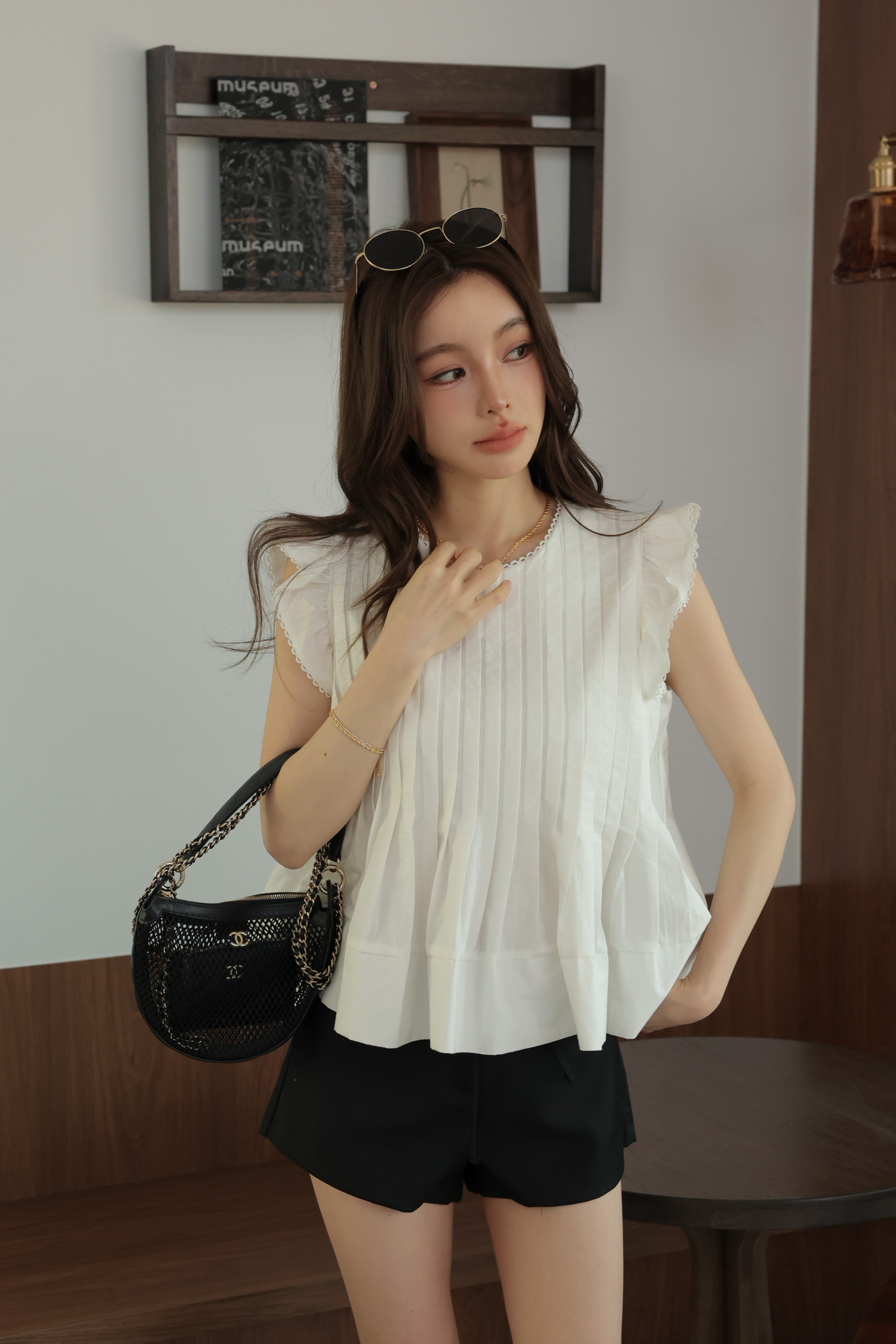 絕對高級打褶傘狀荷葉袖背心 HA61