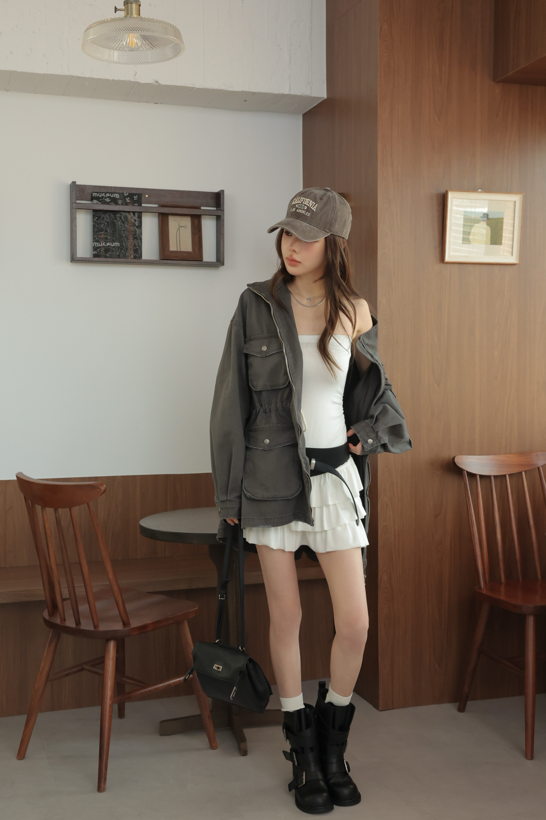 （現貨）心心念念腰部抽繩長版工裝外套 HA64