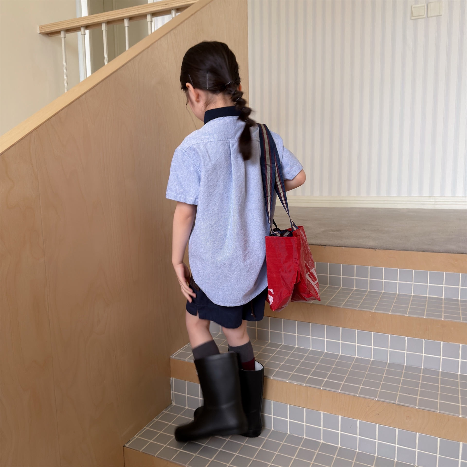 兩色刺繡熊熊有領上衣