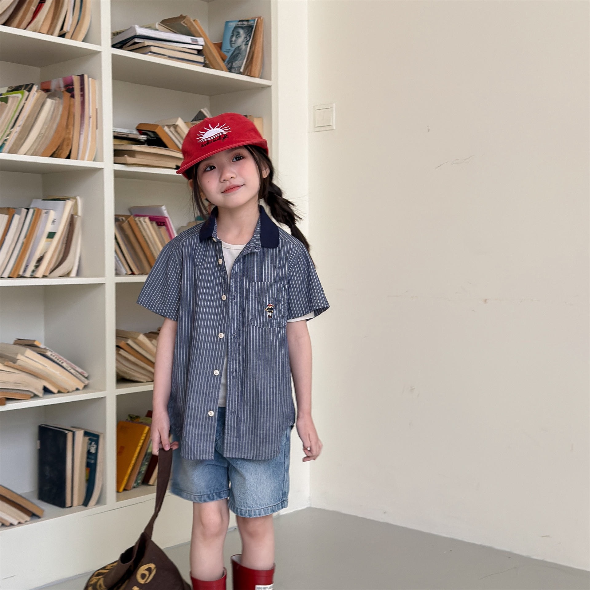 兩色刺繡熊熊有領上衣