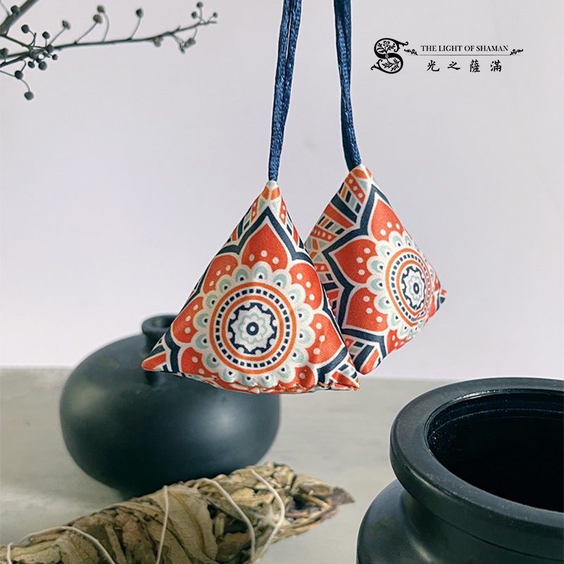 美國進口 聖巴拉香包 可更深層淨化 感覺被愛包圍聖巴拉草（Yerba santa）又稱北美聖草