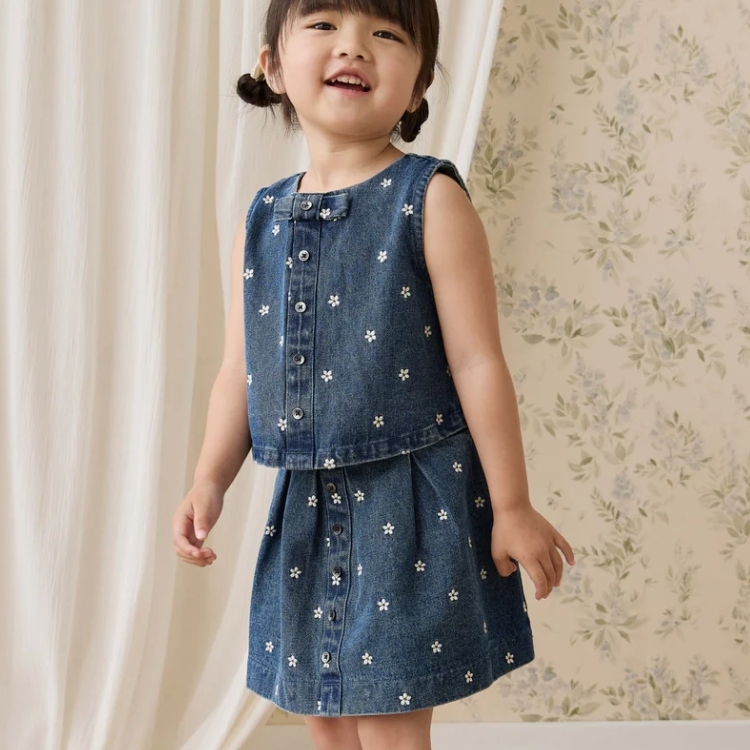 （預購）JAMIEKAY 小花排釦壓褶牛仔裙 Etta Skirt - Josie Floral Denim