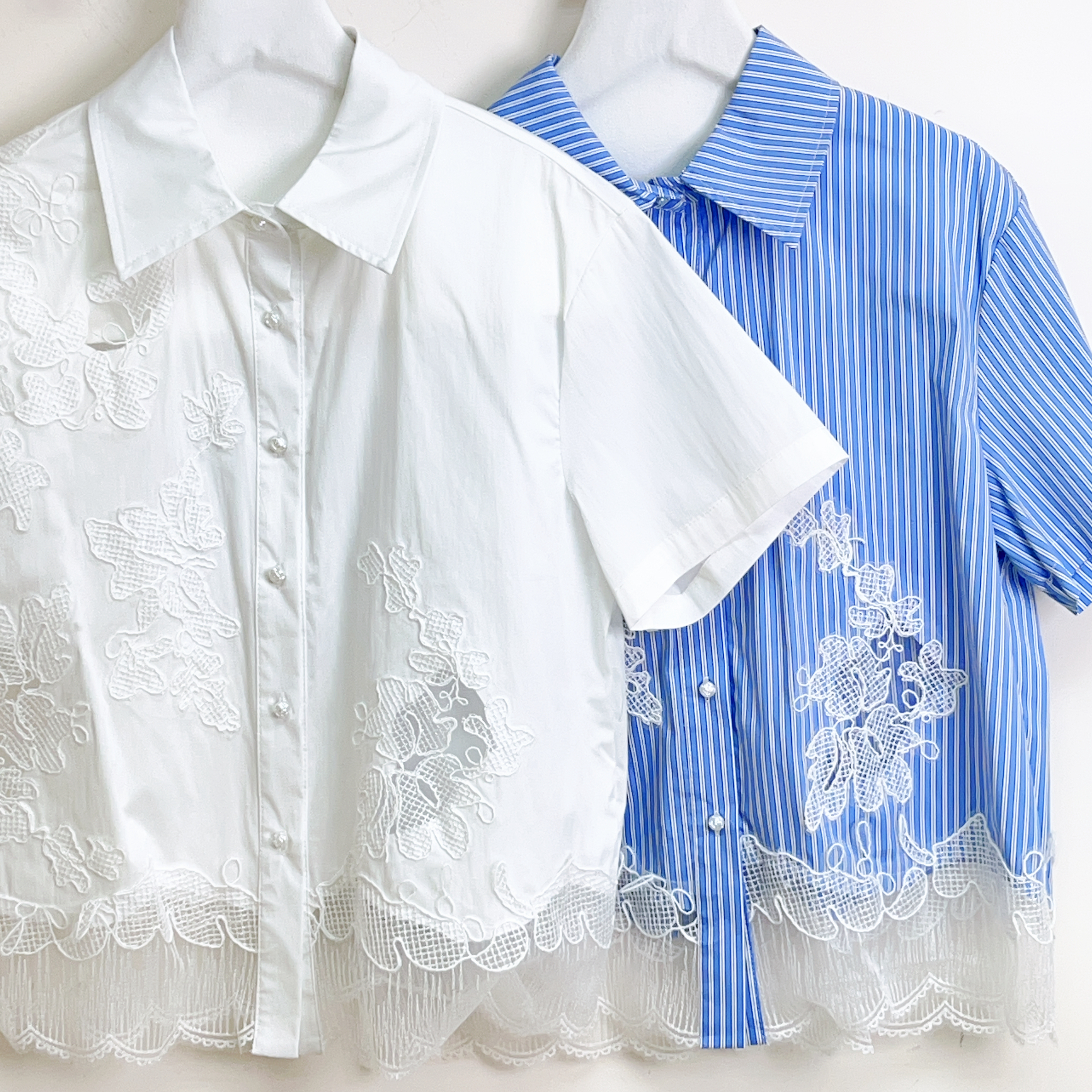 恤衫料刺繡花花扭扣上衣(胸:40 腰:42 長22吋)B6063 #2603clo