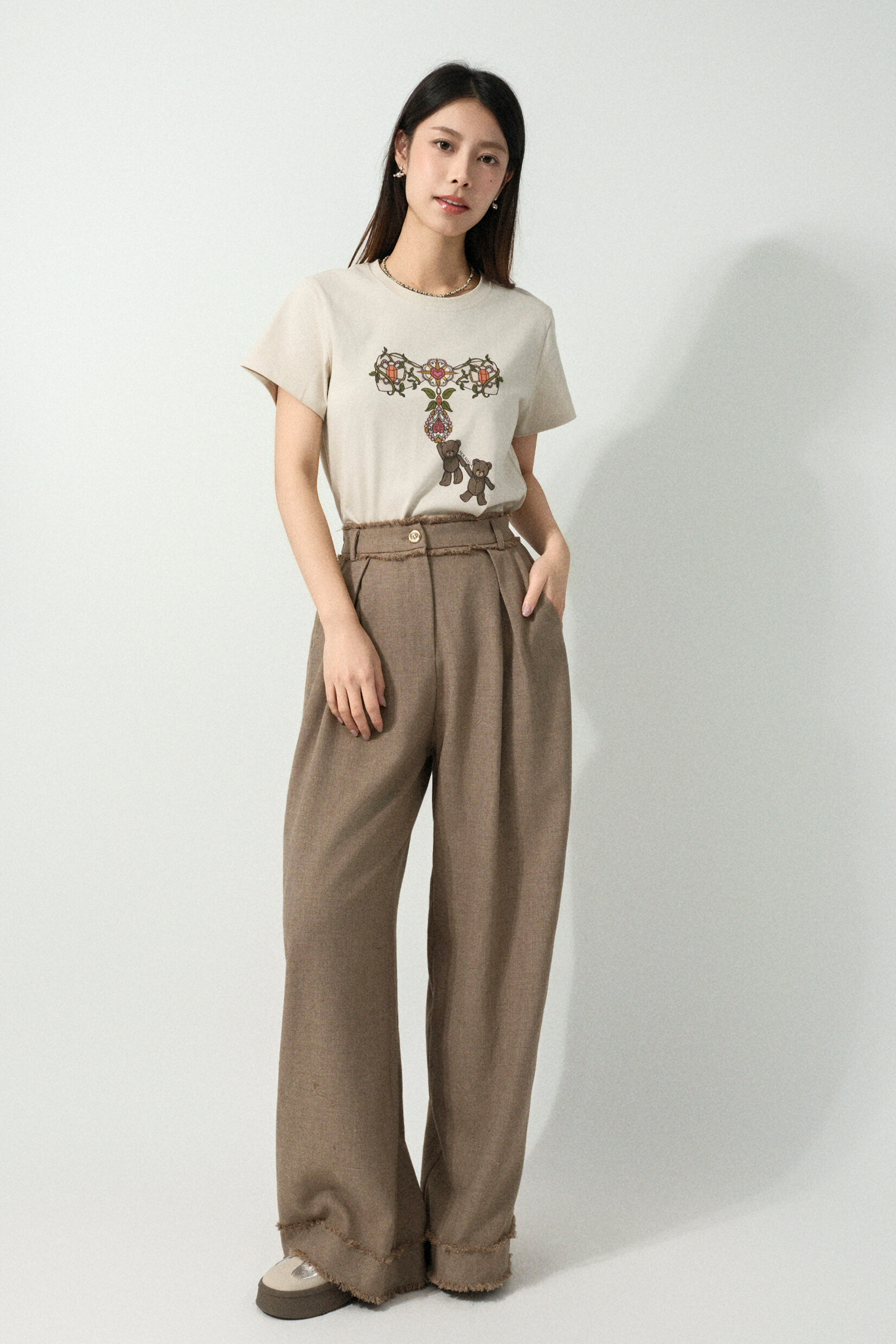 藤蔓閃石蝴蝶結小熊tee  (預購產品）