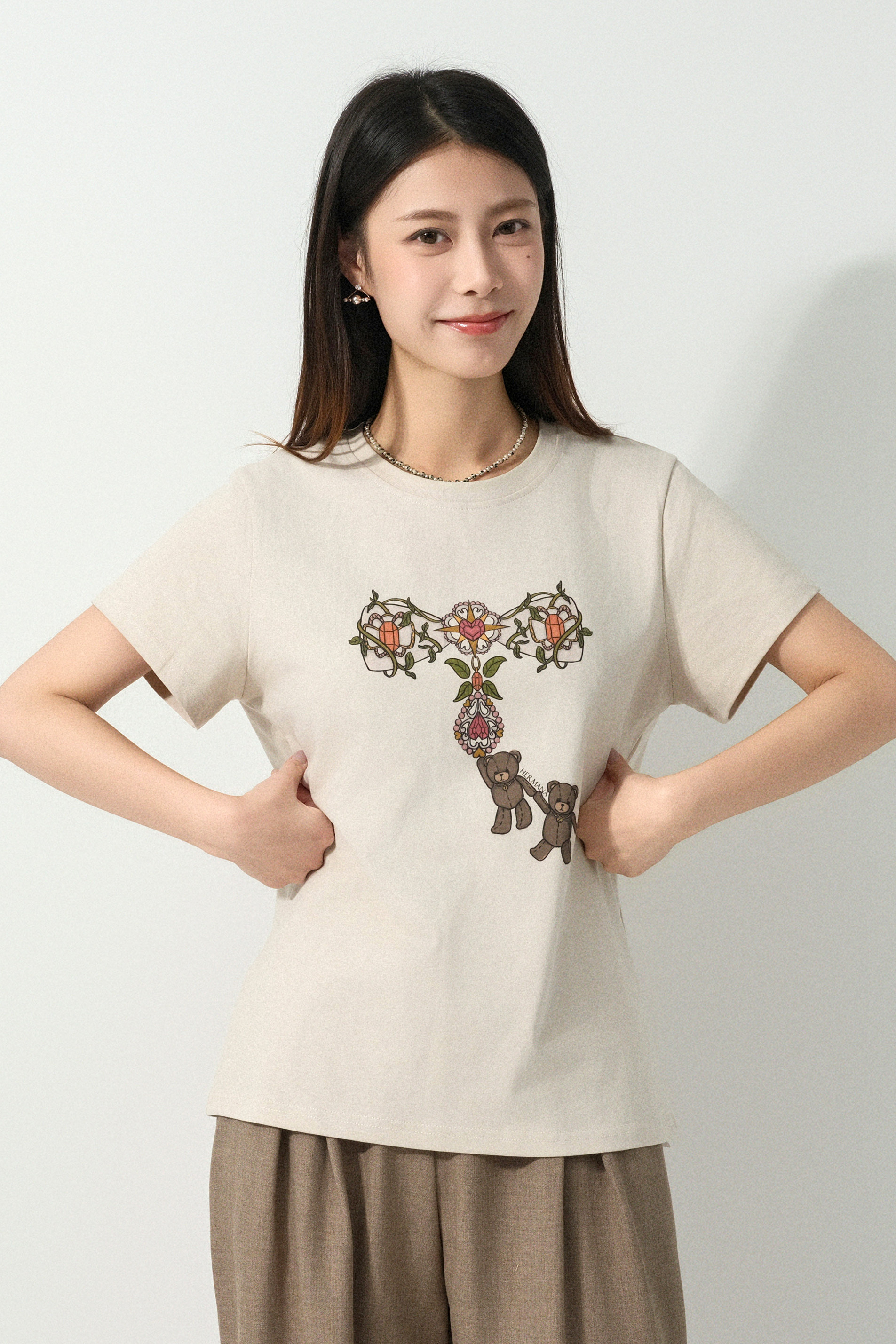 藤蔓閃石蝴蝶結小熊tee  (預購產品）