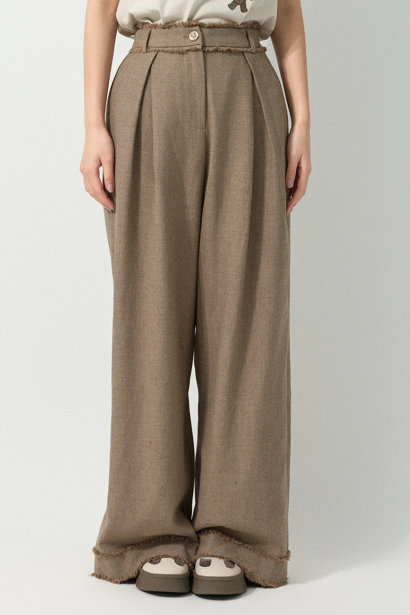 蘇蘇邊闊腳西褲（預購產品）