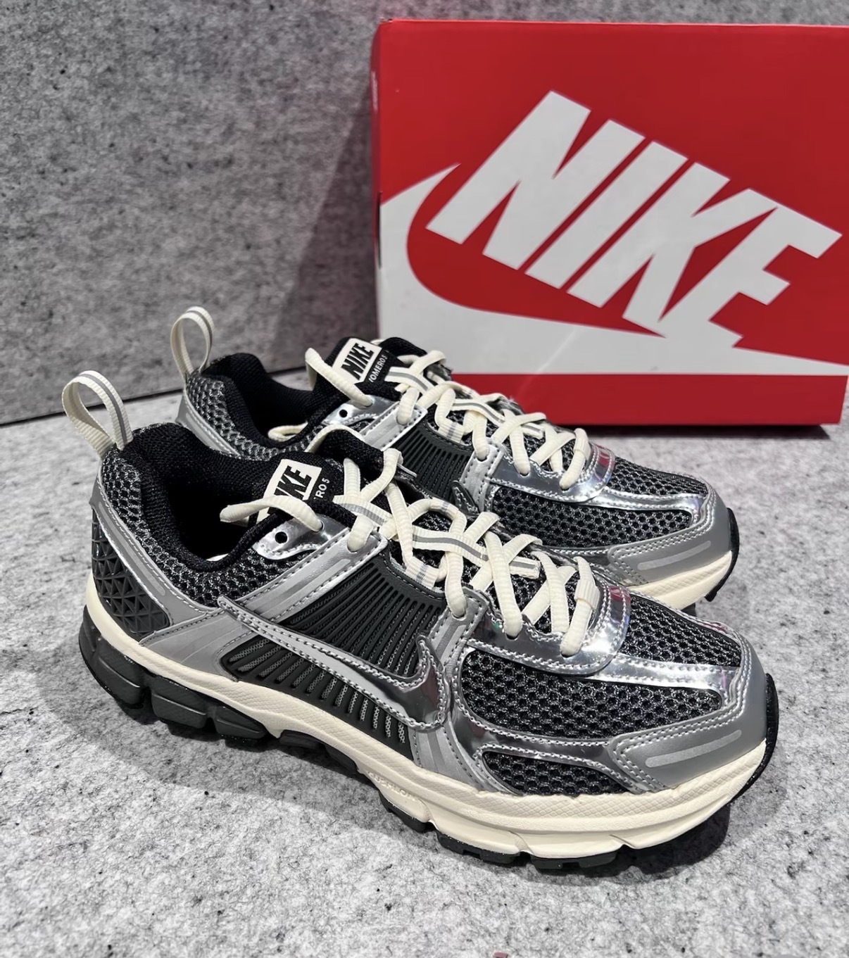 大童鞋 女生尺寸 NIKE ZOOM VOMERO 5 GS 鐵灰銀 緩震 老爹鞋 復古 休閒鞋【IM9467-002】VMO5