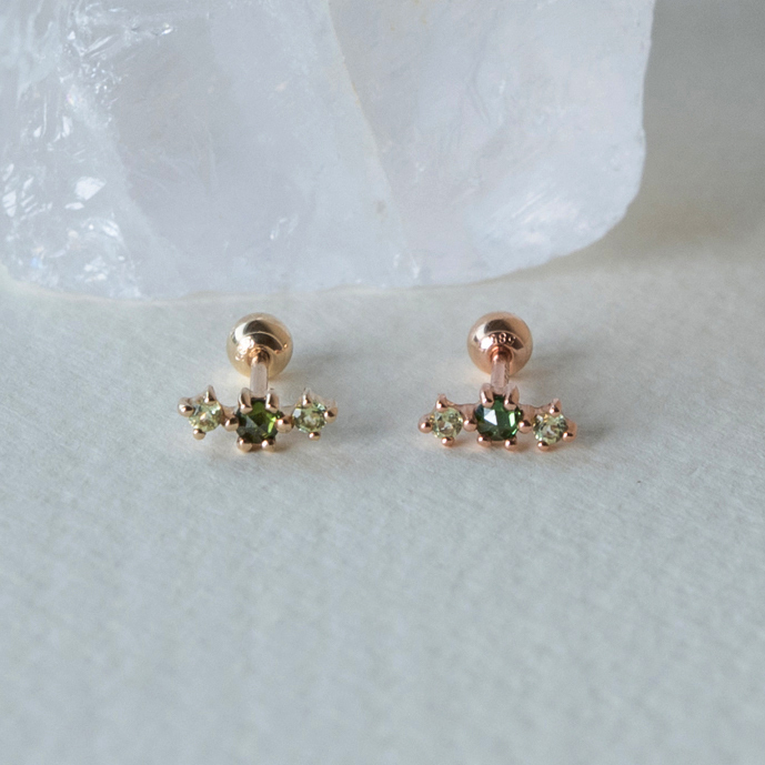 14K小彎彎橄欖綠鑽轉珠耳環