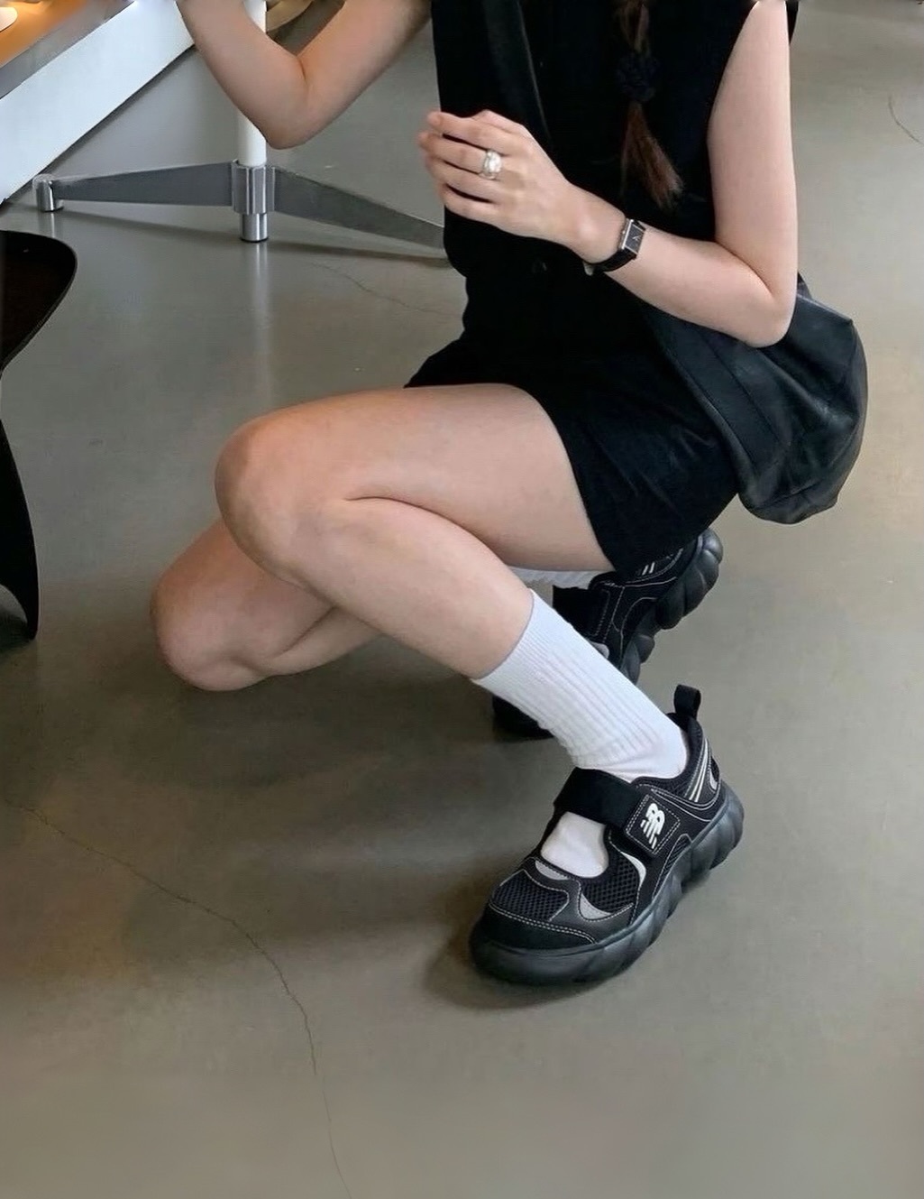 【現貨】NEW BALANCE NB Hook and Loop 黑色 涼鞋 運動涼鞋 大童鞋 魔鬼氈 女款 G23022S