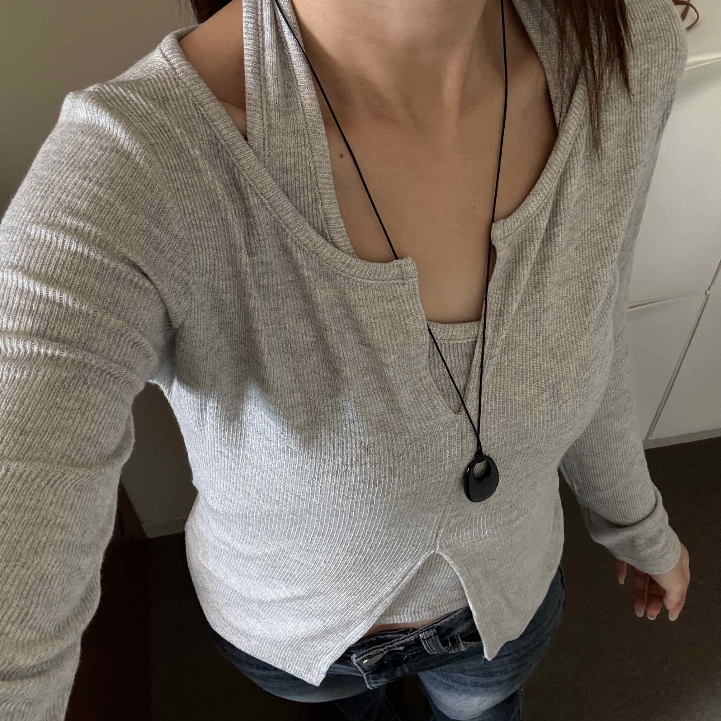 🇰🇷韓妞最愛搭配的黑長項鍊