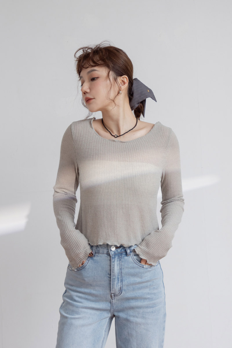 木耳邊造型後綁帶透膚上衣