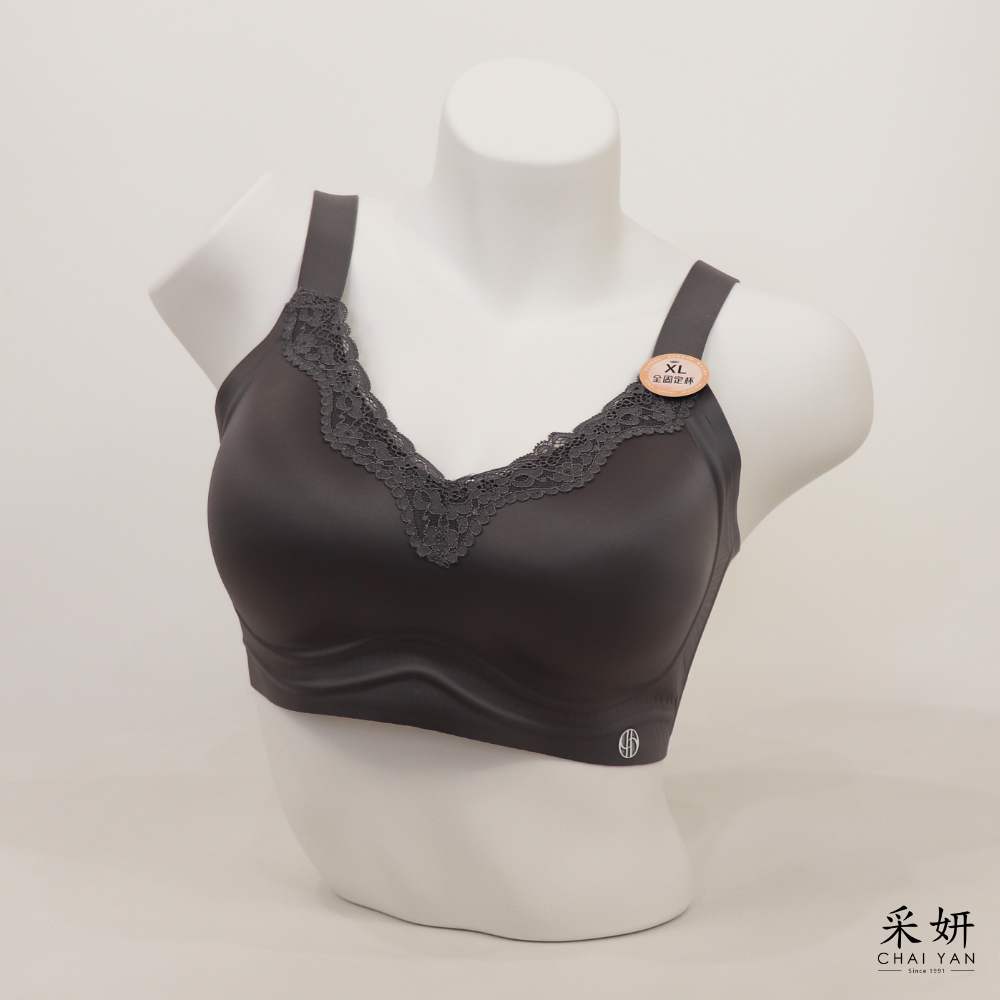 蕾絲粉底感無鋼圈內衣