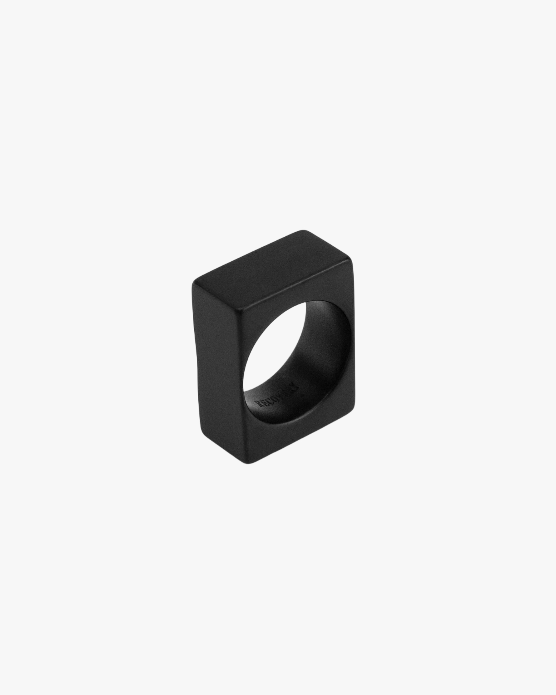 RECOVERY 基本四方平面戒指 (霧黑)