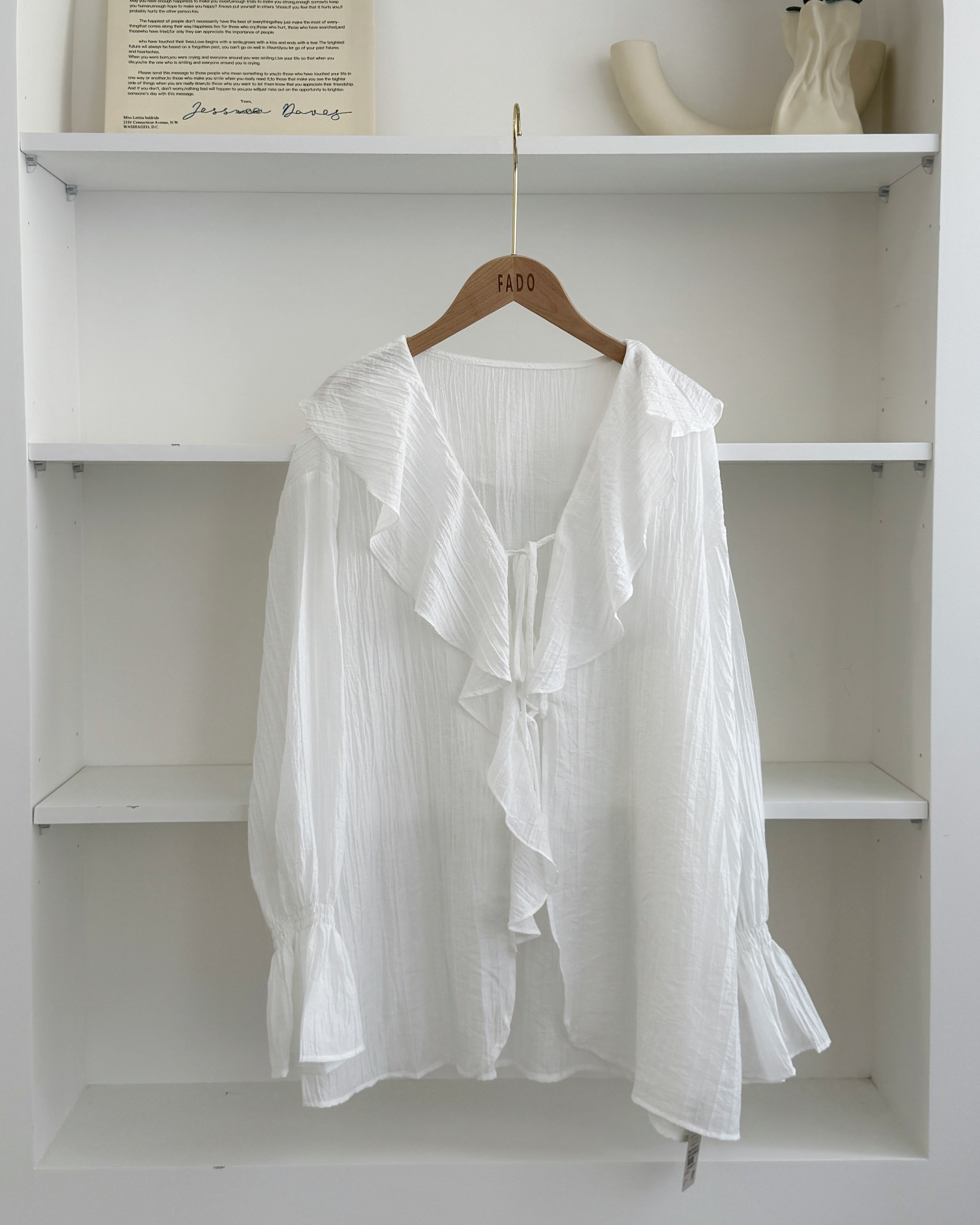 法朵Fado shop｜雙綁帶荷葉領罩衫 8725002