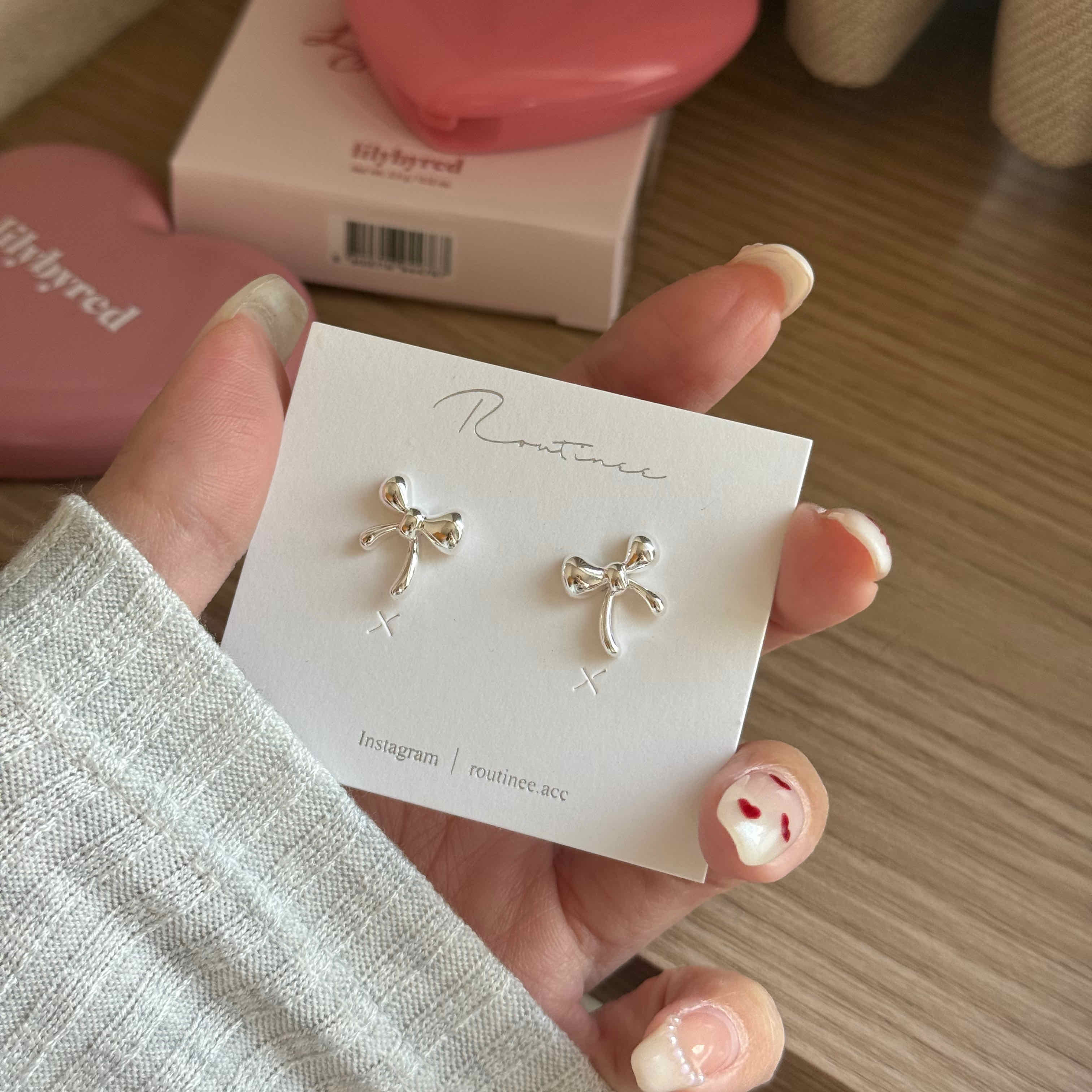 🇰🇷925 silver 厚磅俏皮蝴蝶結耳環