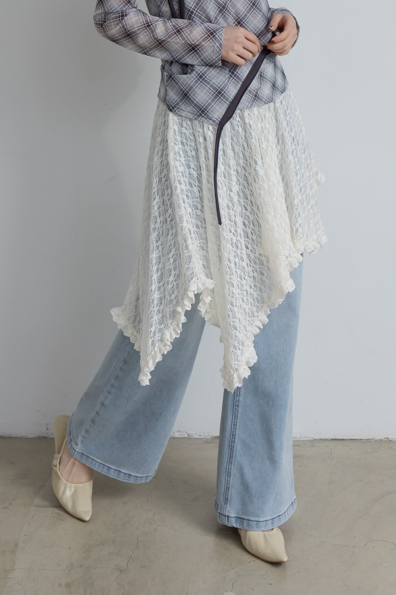 斜擺滾邊蕾絲彈性罩裙