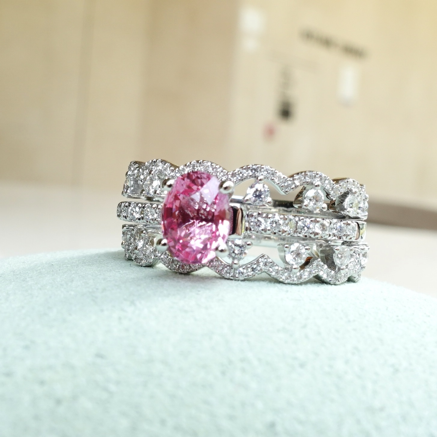 1.14ct無燒Padparadscha 18K金戒指一套三件-日出色  (帶寶石證書)