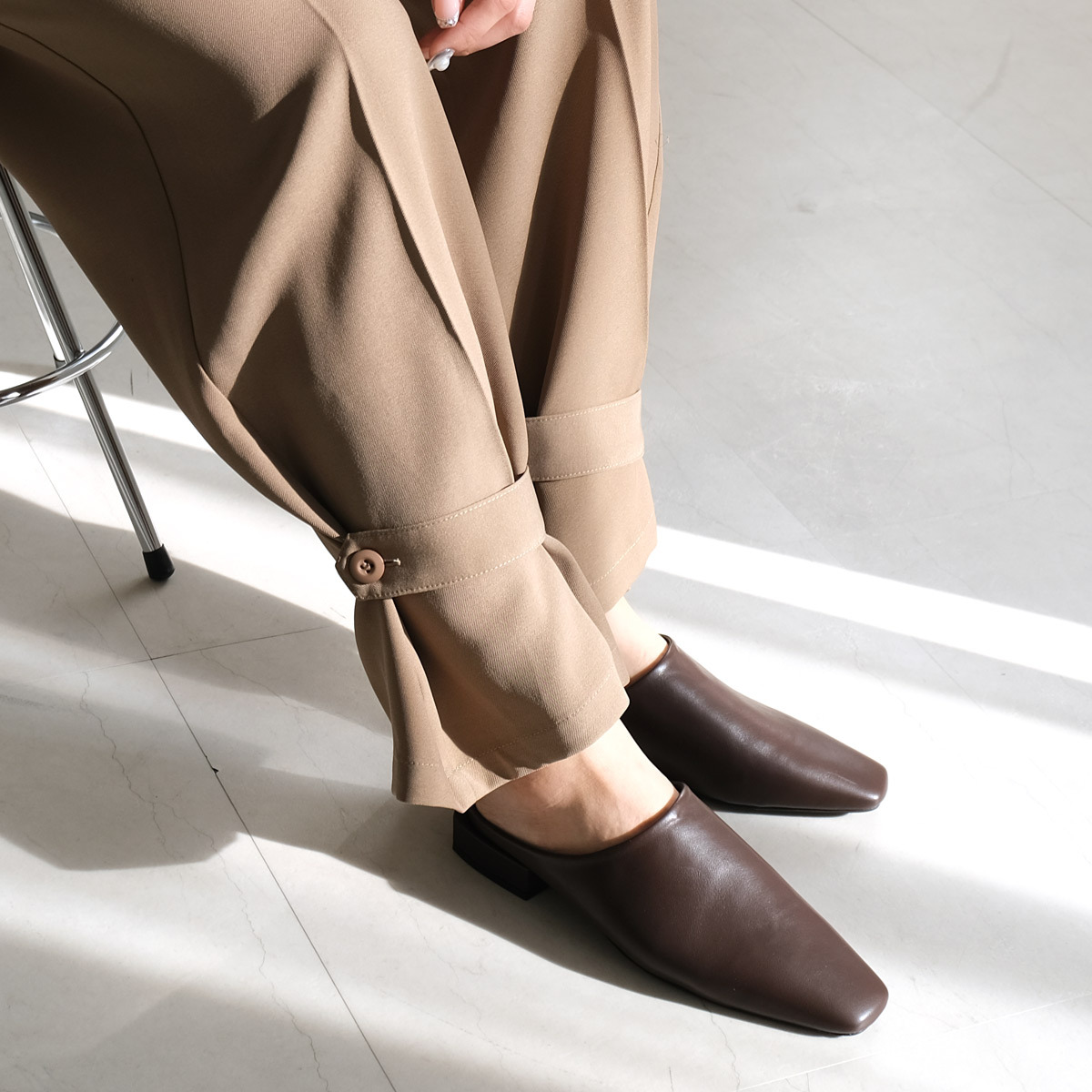 辦公室內 深口方頭高跟穆勒鞋【CX3016】