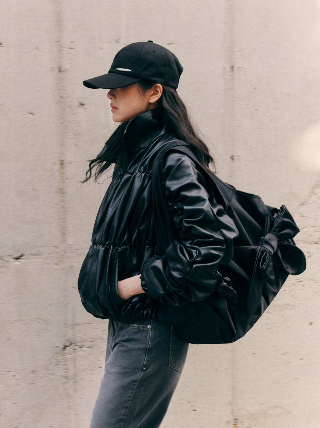 SIWEOL 107 Bow Shoulder Bag