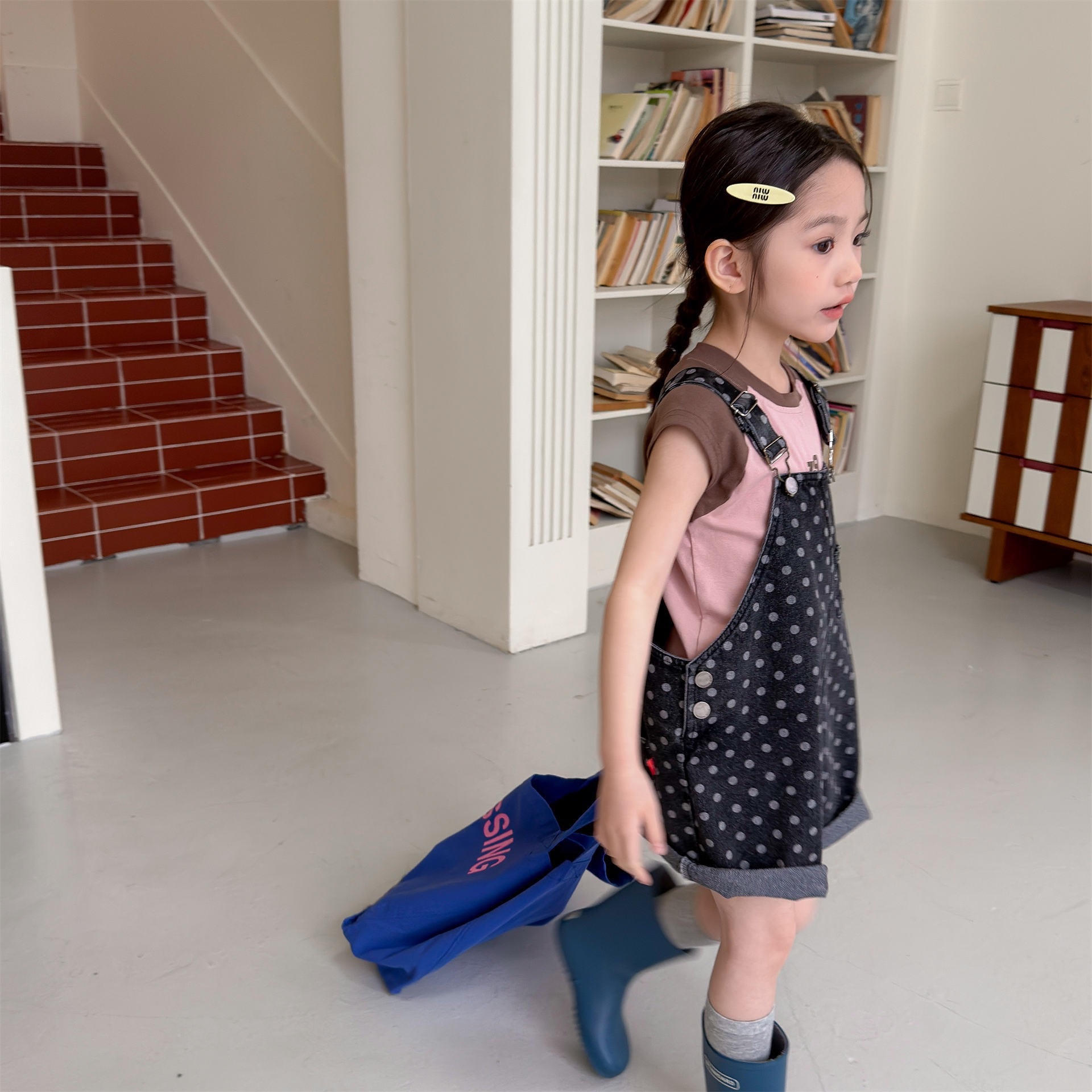 兩色星星吊帶短褲