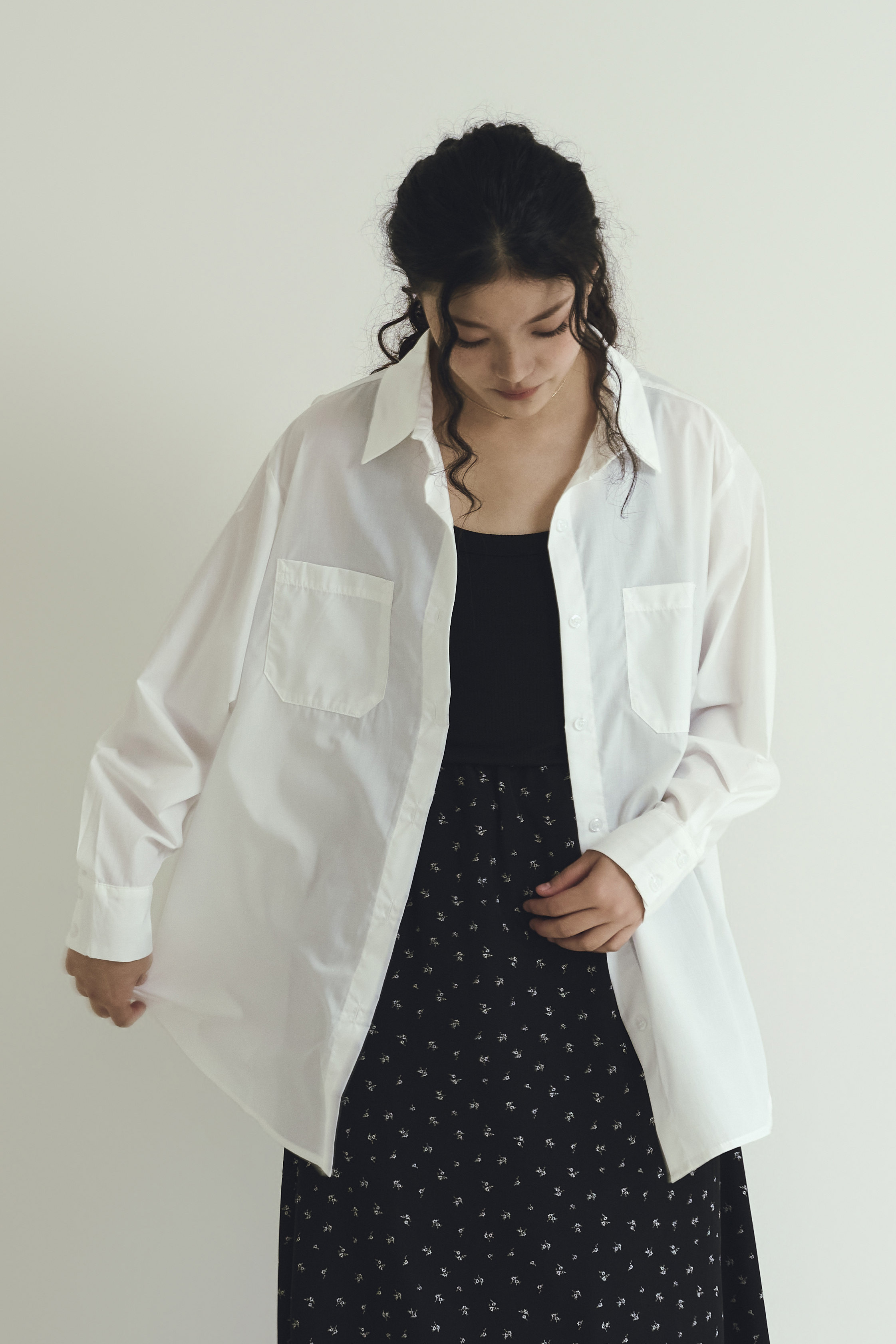 Gmade-經典中的經典 高級感素面白襯衫-白