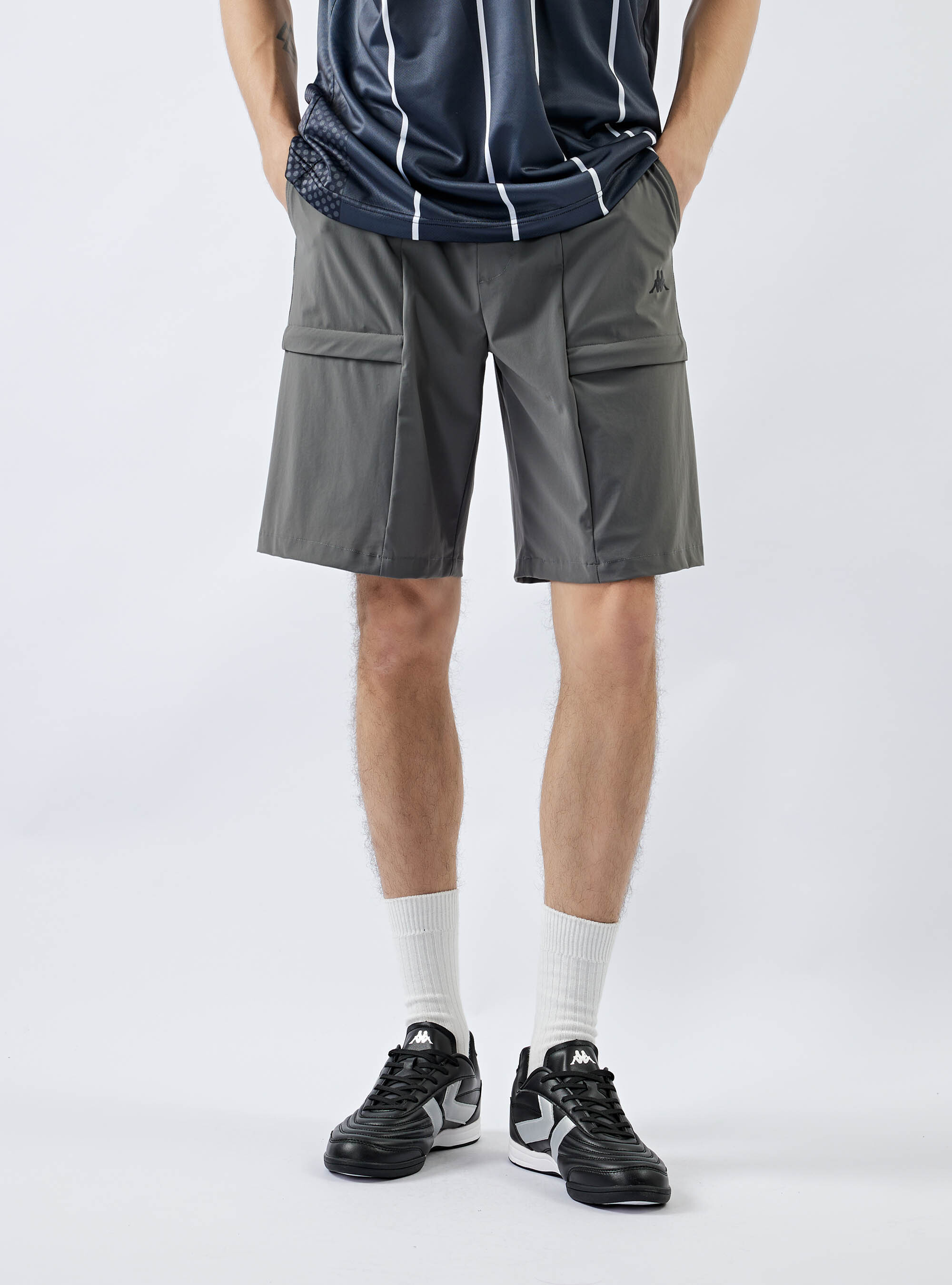 男女適穿 抽繩鬆緊舒適運動短褲