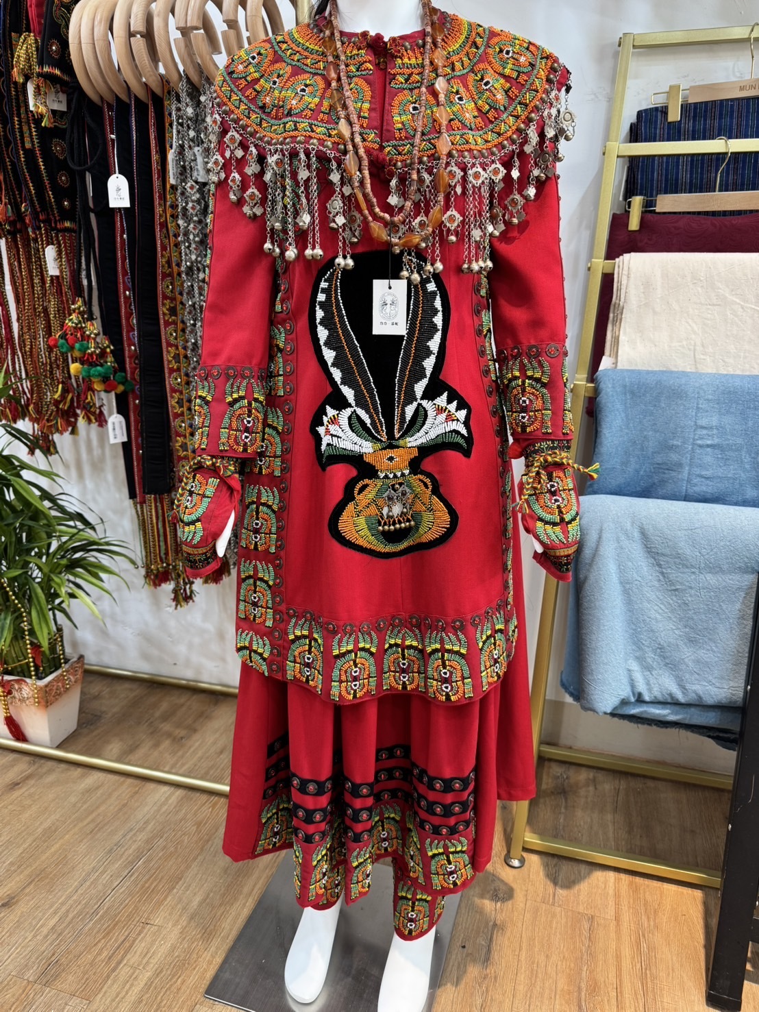 No.1傳統珠繡龍袍女