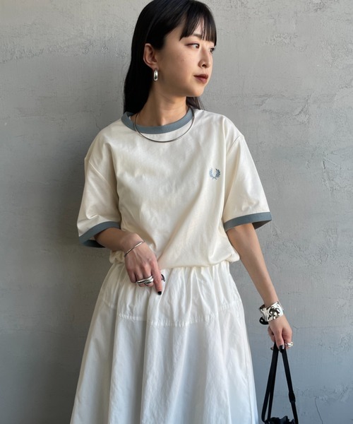 FRED PERRY 前刺繡短袖T