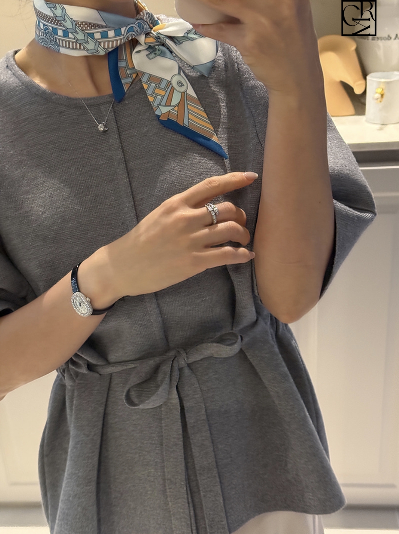 可愛女子兩側抽繩綁帶造型圓領上衣 / 3色