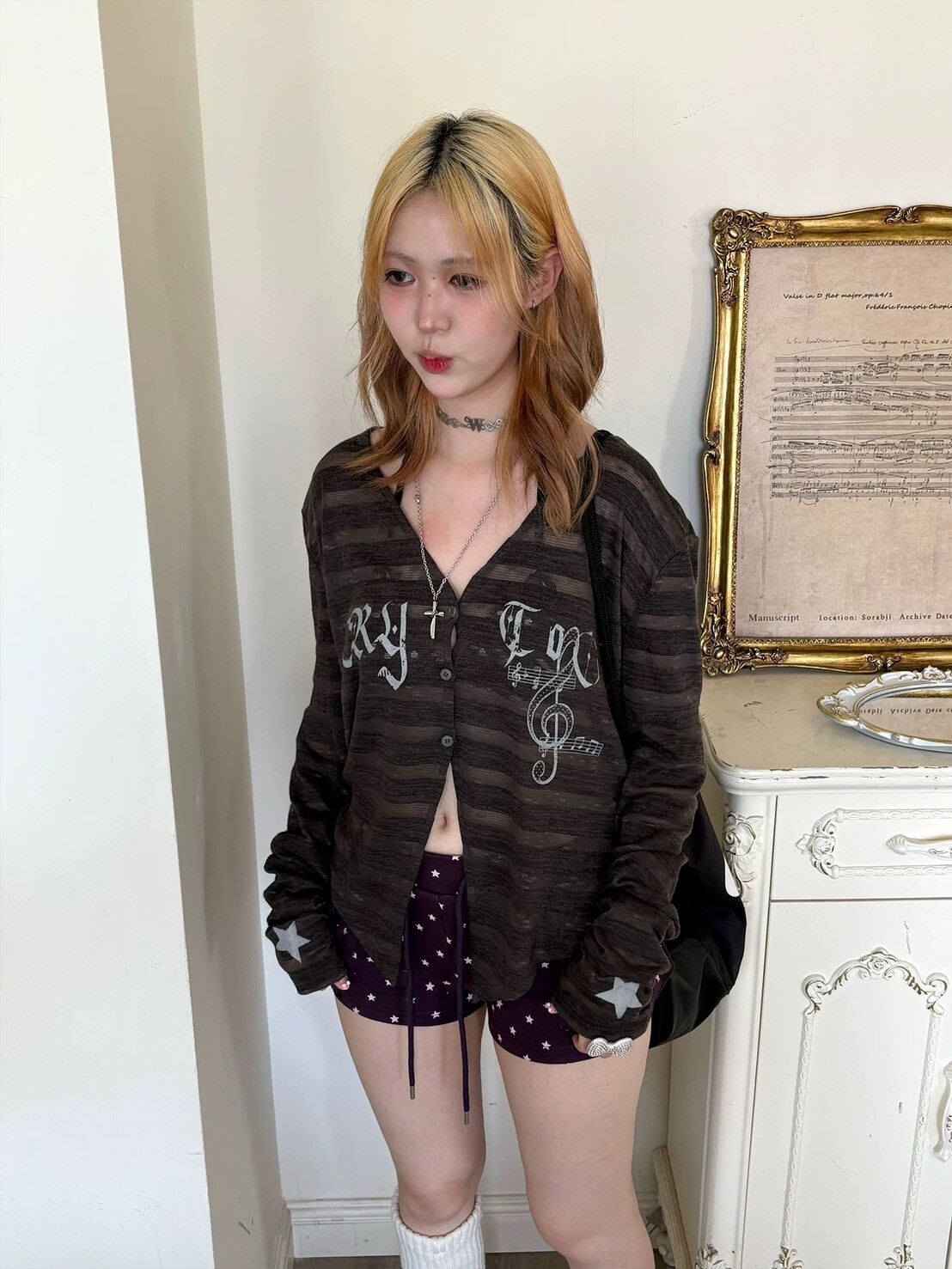 條透視音符罩衫T