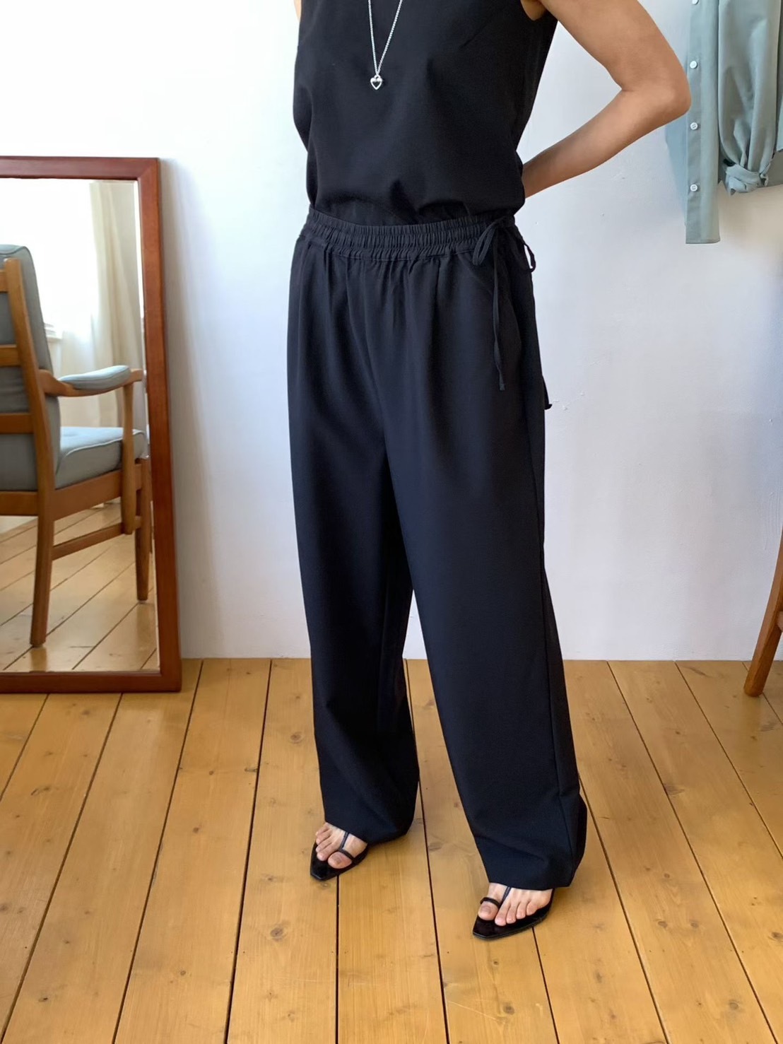 滑面鬆緊西裝褲