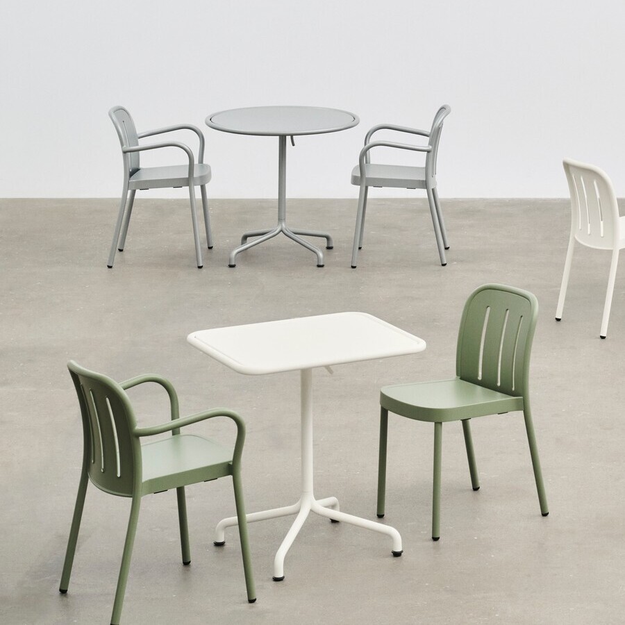 Deville 鋁製戶外單椅