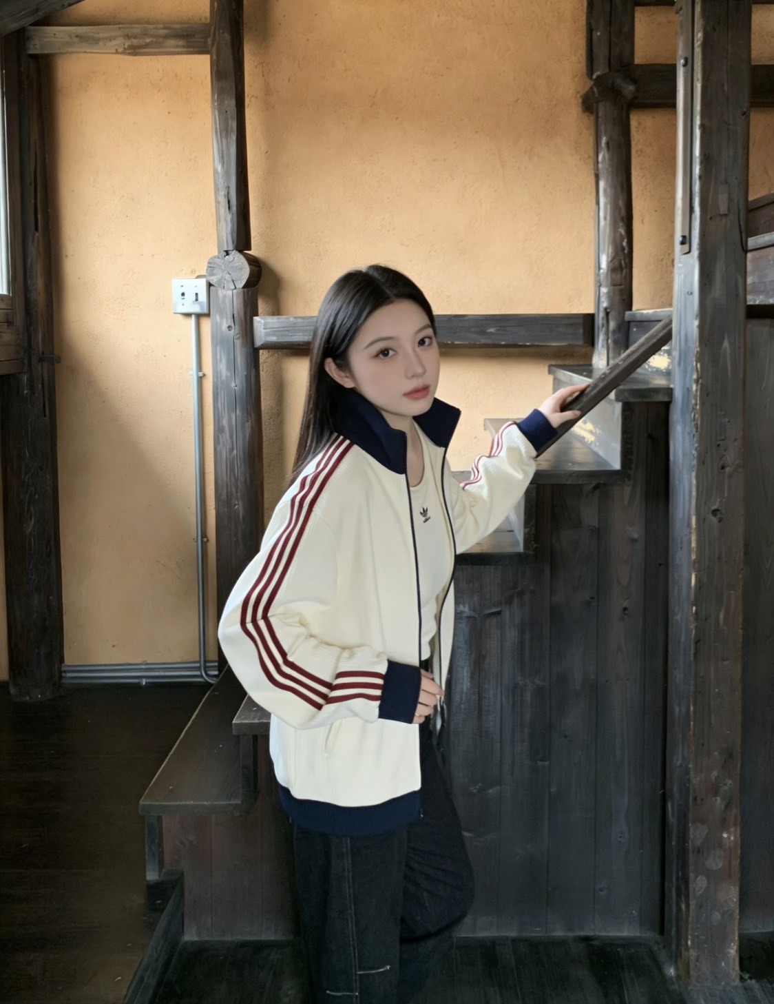 <快速出貨>ADIDAS 華夫格 立領外套 米白