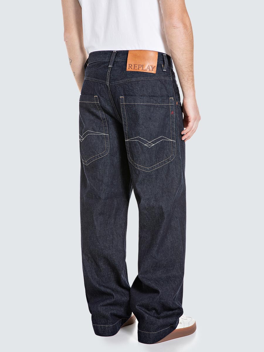 FERYS 寬鬆丹寧牛仔褲