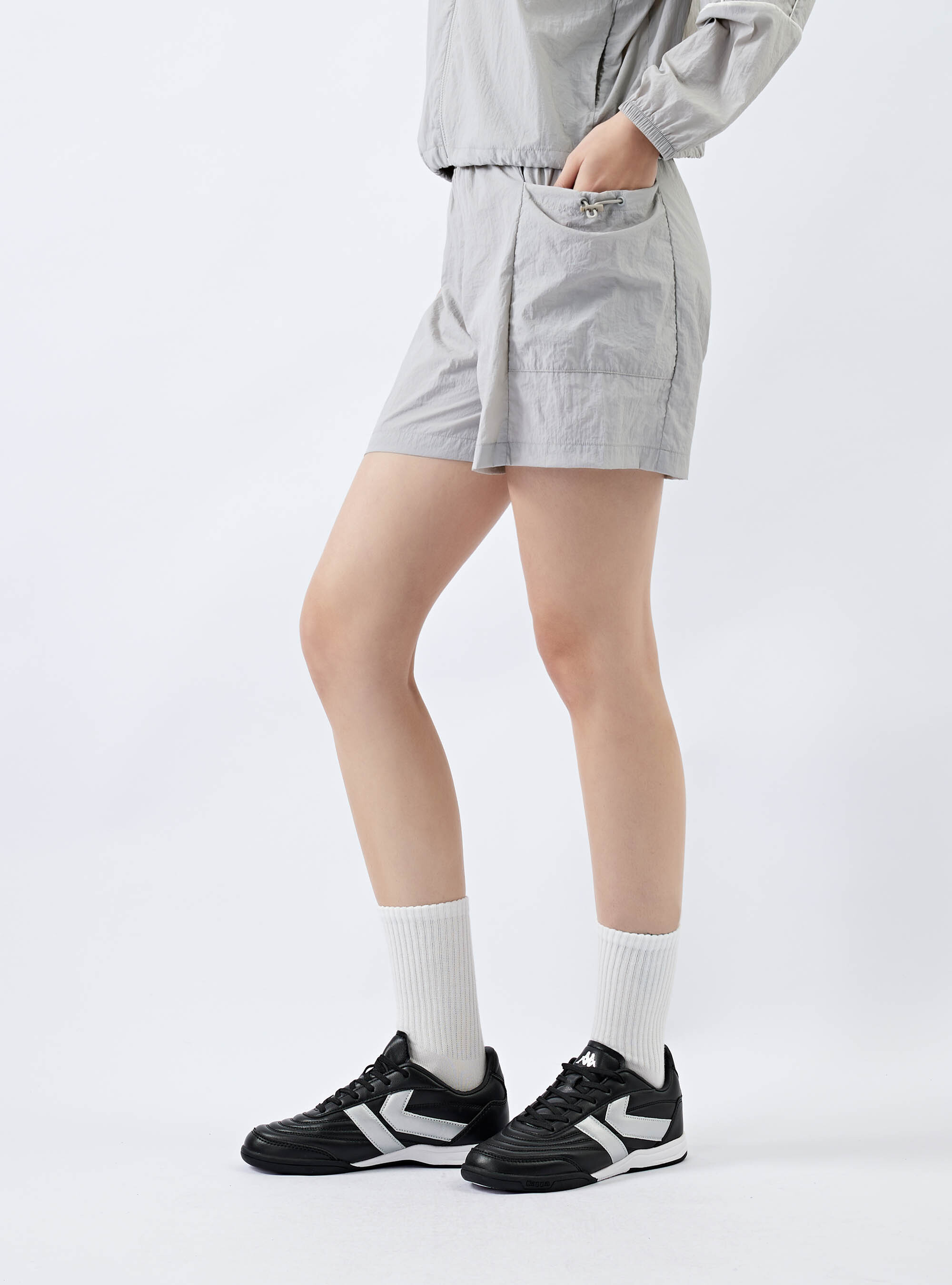 女款 抽繩防潑水抗UV運動短褲