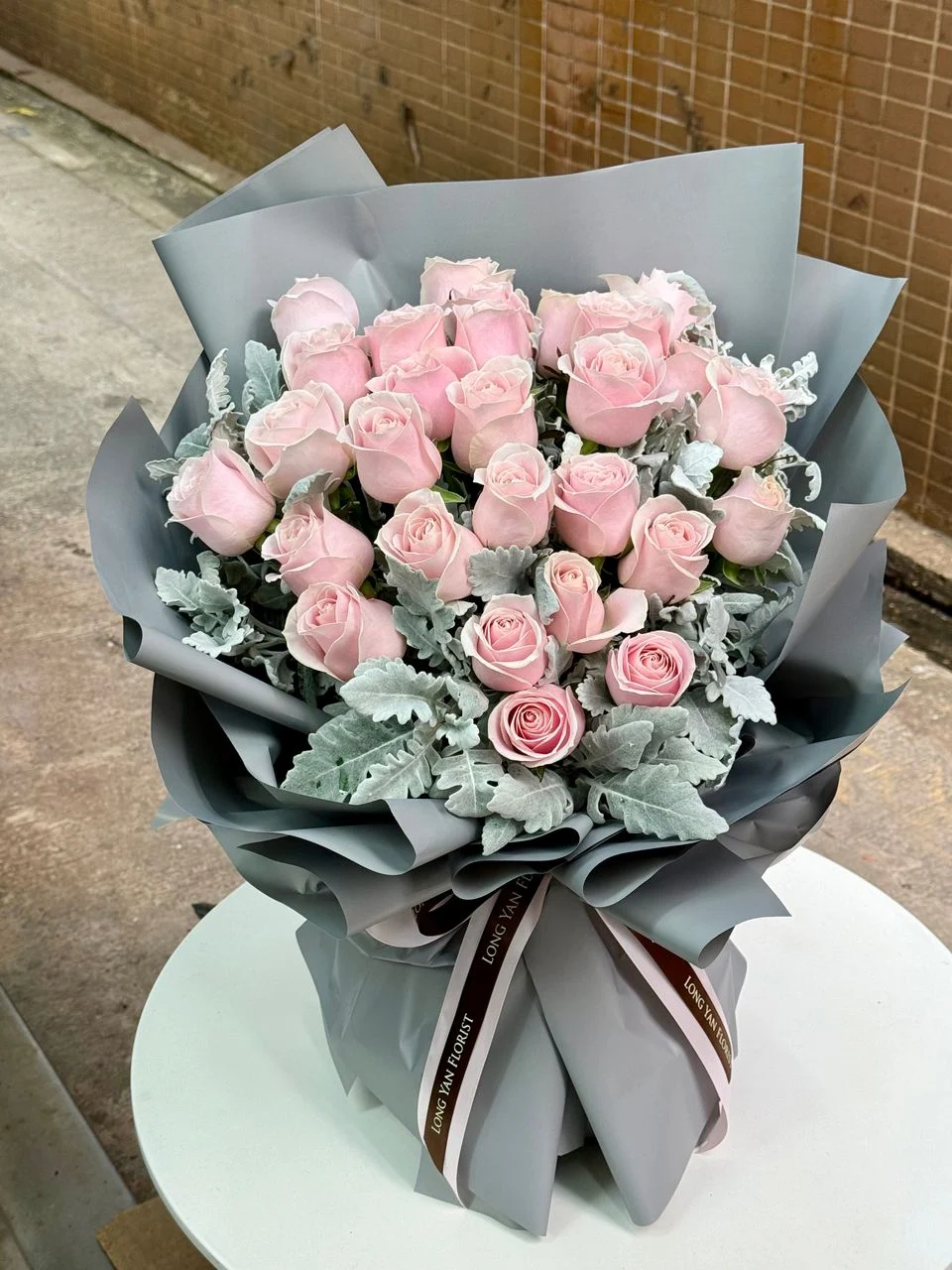 W - 28枝粉紅玫瑰