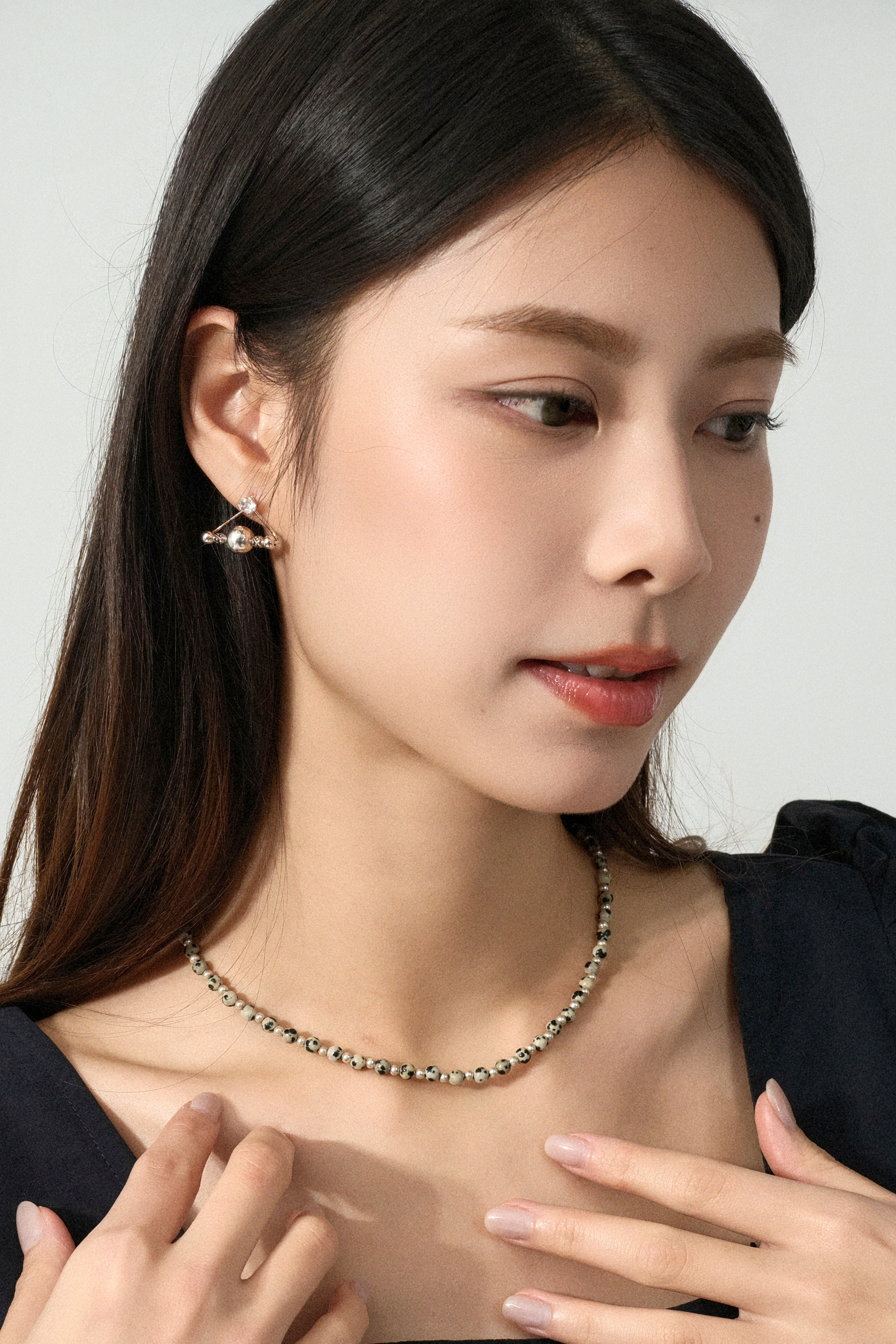 斑點石拼銀珠短頸鏈（預購產品）