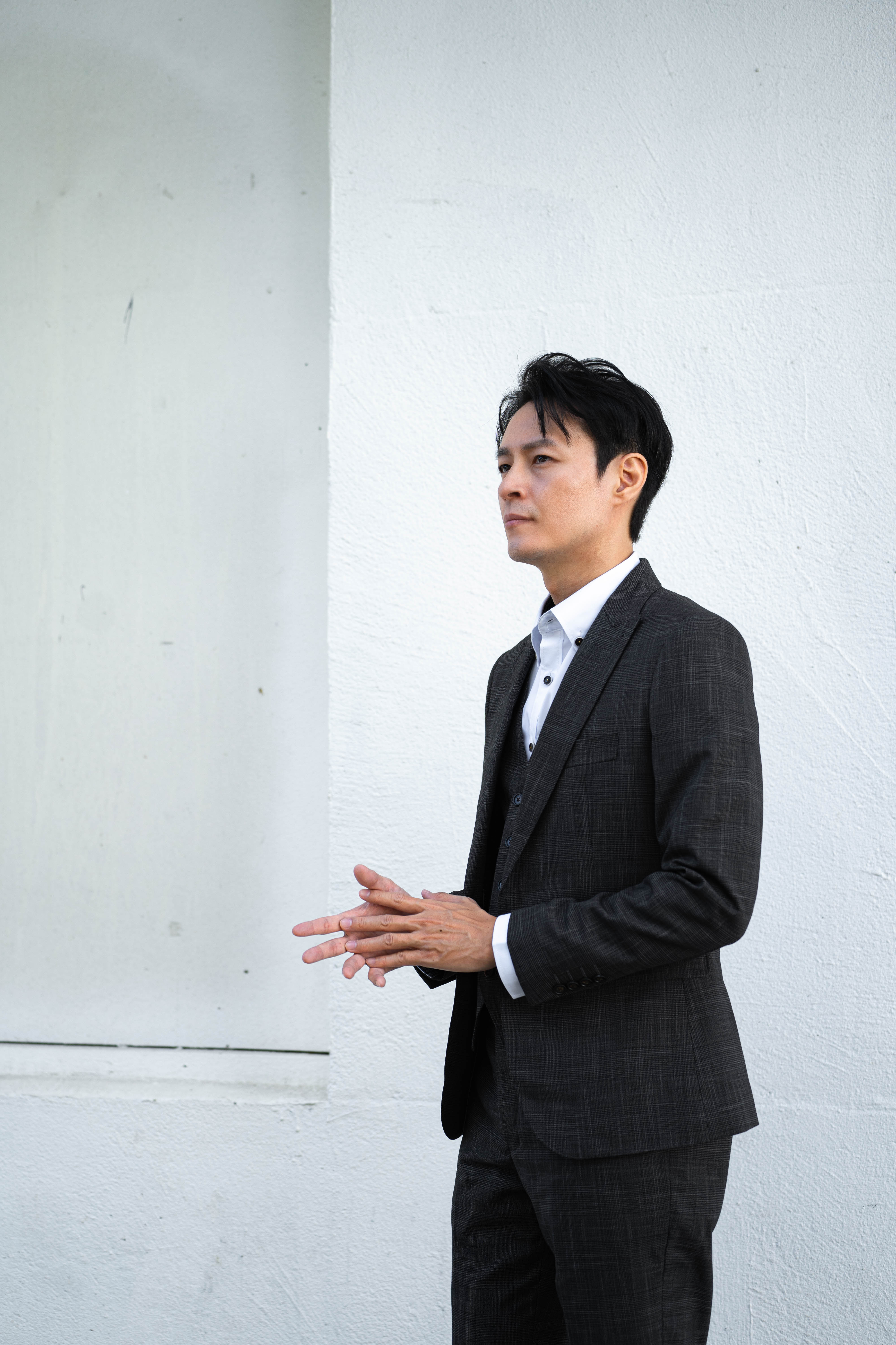 線紋三件式西裝 4830 深灰色