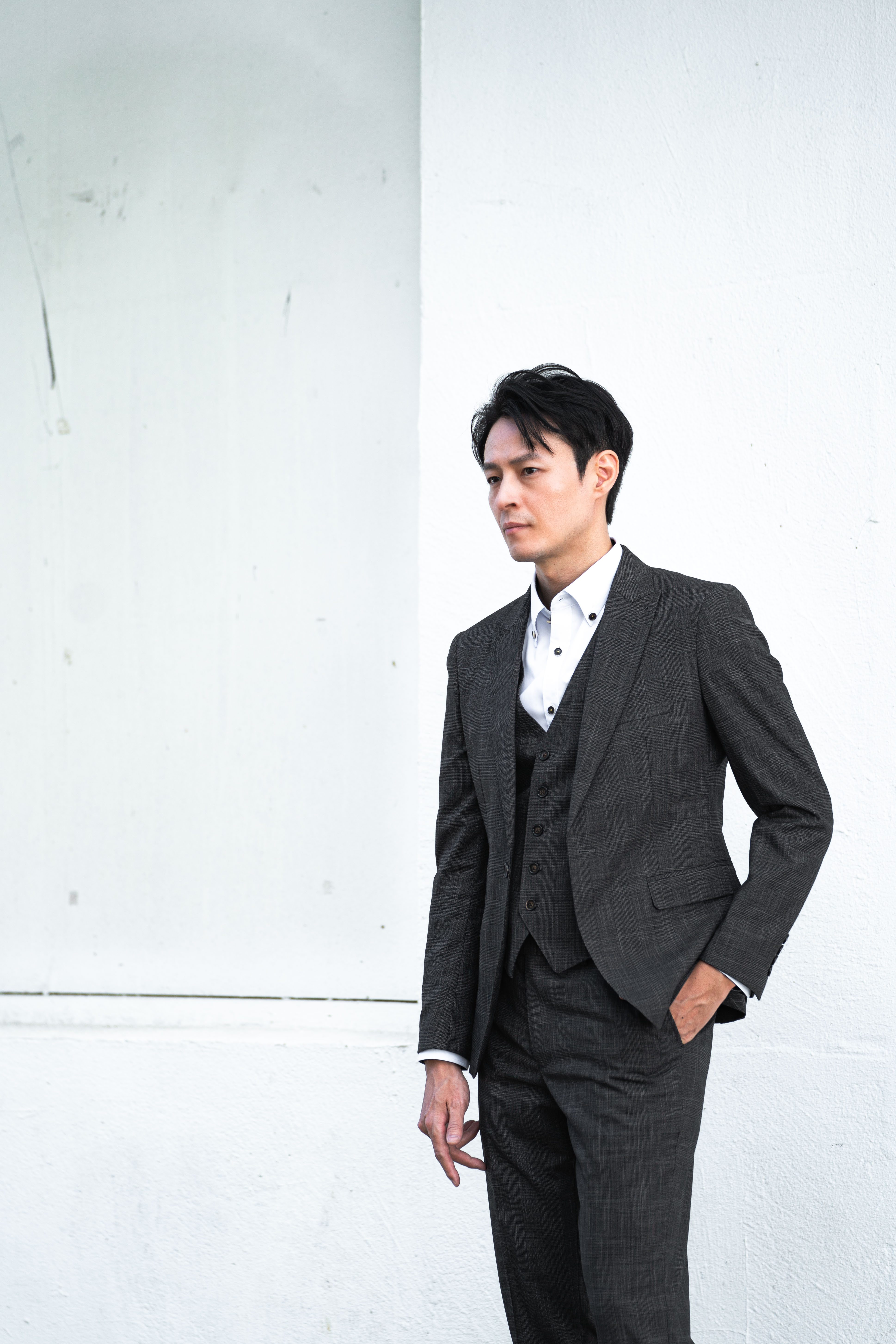 線紋三件式西裝 4830 深灰色