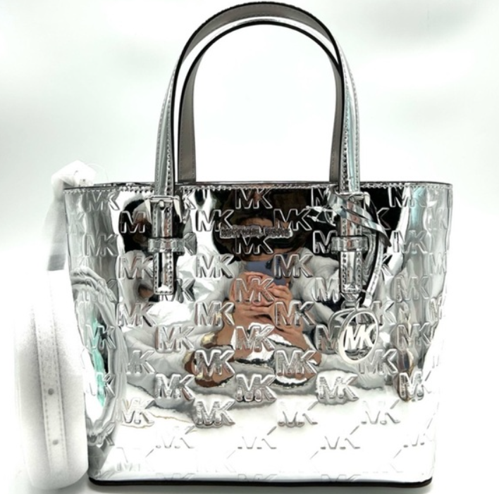 [S] MICHAEL KORS SILVER 35F5STVT00 JET SET TRAVEL XS CRYL CONV TZ TOTE, 197853812451 (SMK1413)