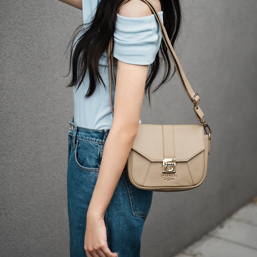 Envo插扣真皮信封斜背包-三色(5539)