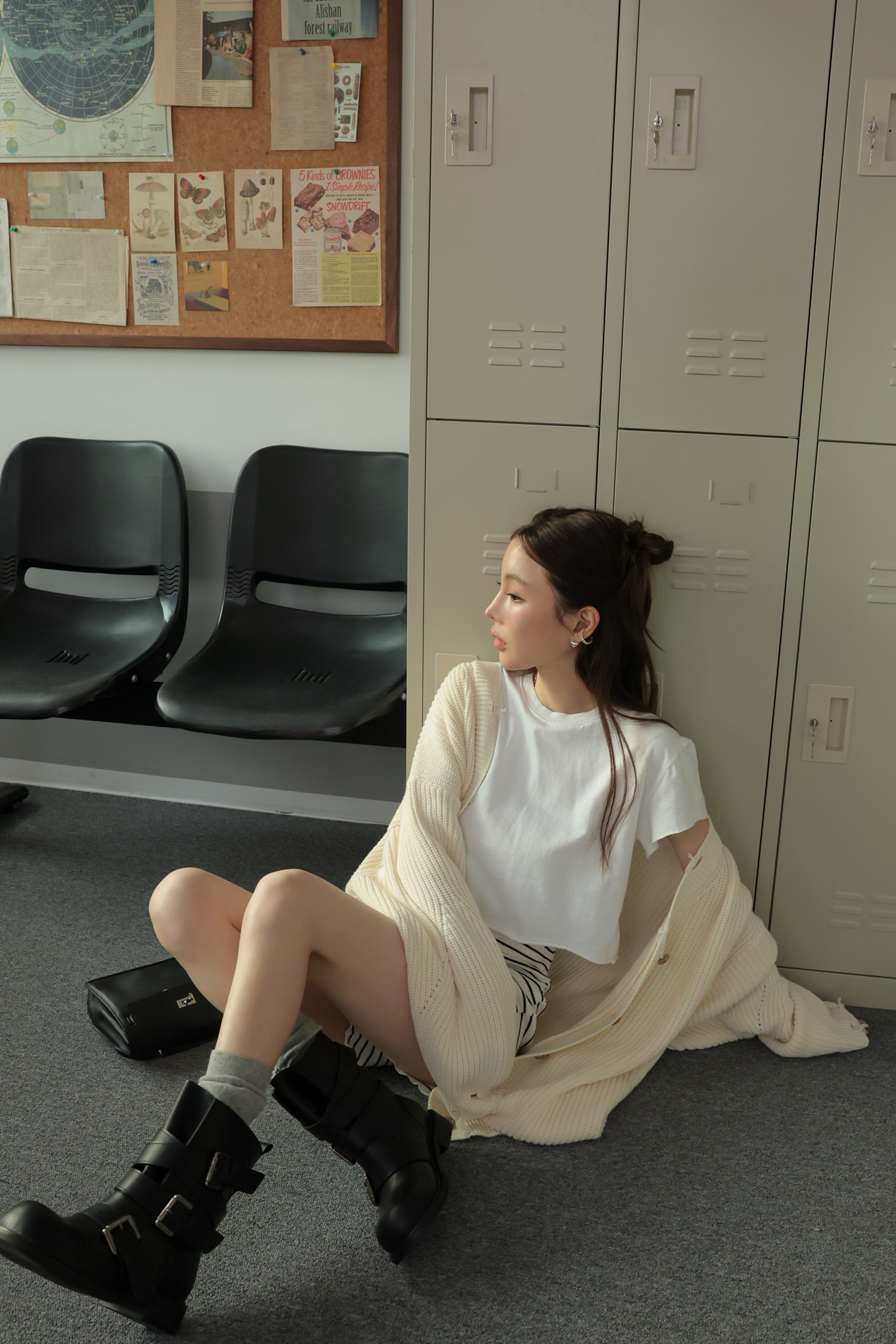 請包色捲捲邊短版T恤 HA24