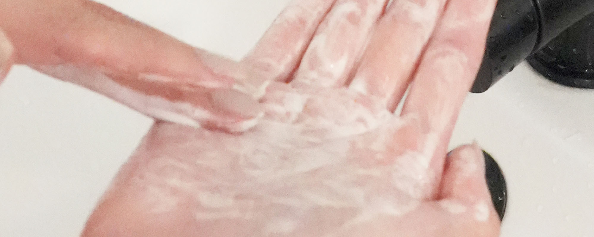 潔顏露質地示意